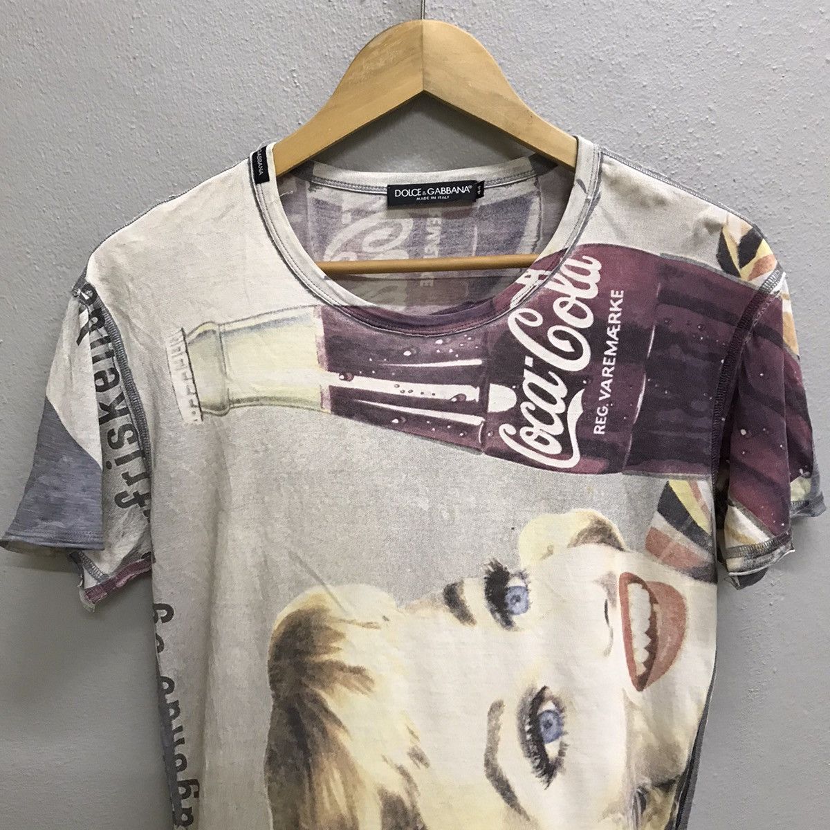 Coca Cola × Dolce & Gabbana DOLCE&GABBANA X COCA COLA FULLPRINT TSHIRT Size US S / EU 44-46 / 1 - 4 Thumbnail