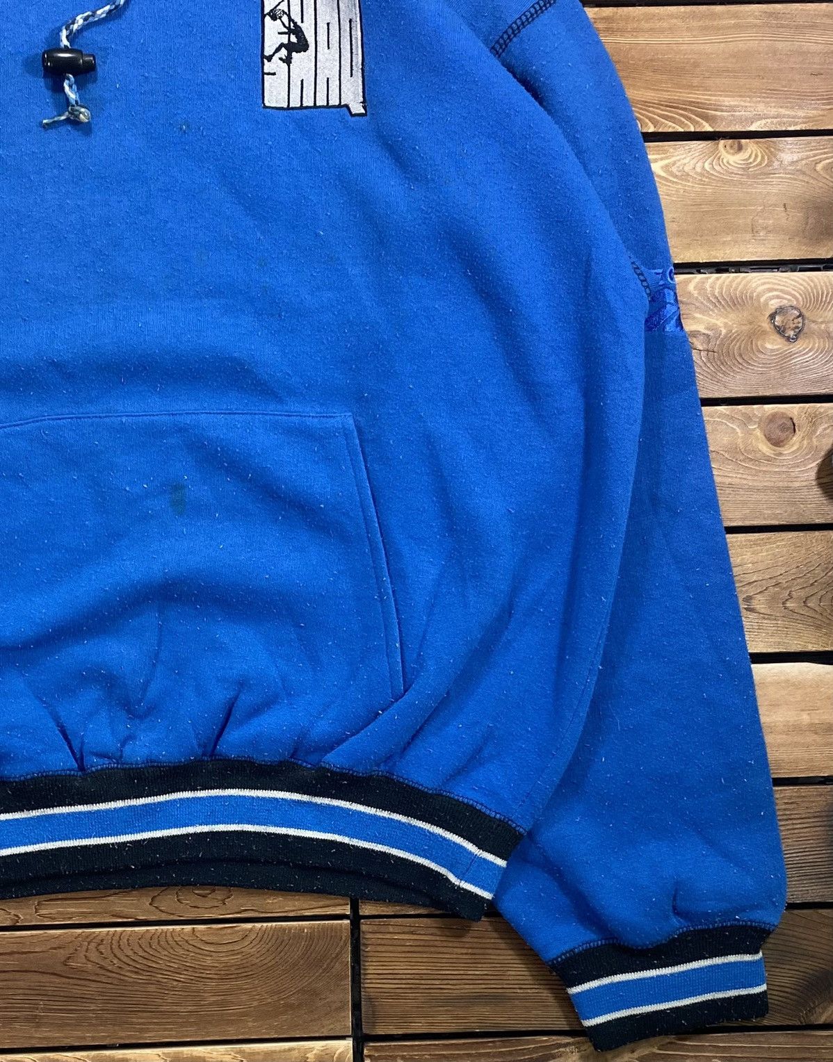 Reebok × Vintage Vintage 90s Reebok Swaq basketball Jumping Hoodie Size L Size US L / EU 52-54 / 3 - 3 Thumbnail