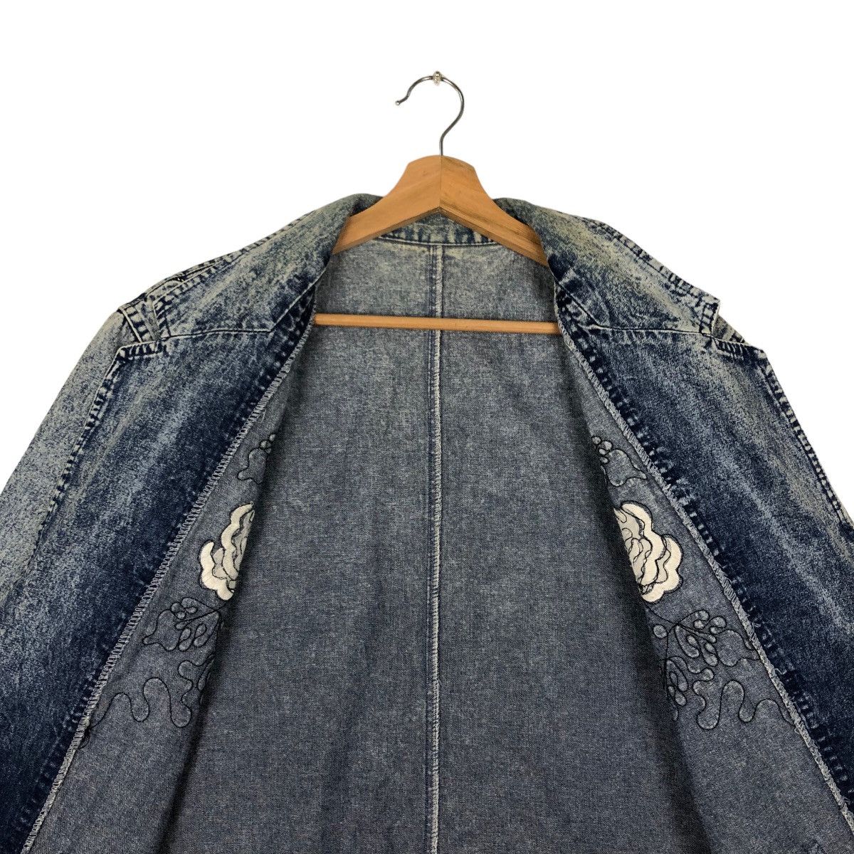 Japanese Brand VINTAGE DENIM BOMBER JACKET BIG LOGO ISSEY MIYAKE JAPAN Size US M / EU 48-50 / 2 - 9 Thumbnail