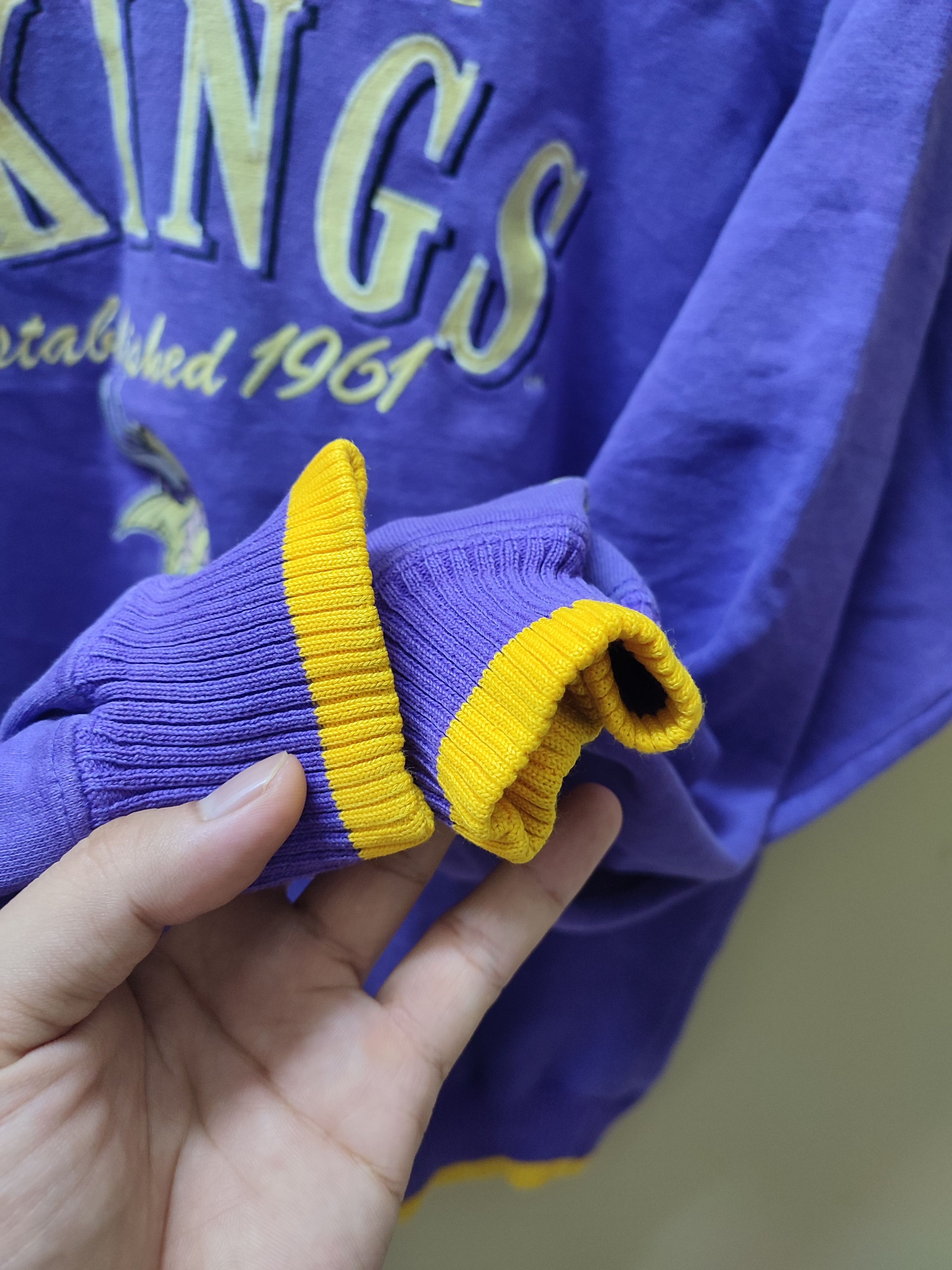 MLB × Vintage Vintage MLB Minnesota Vikings Established Sweatshirts Size US L / EU 52-54 / 3 - 11 Thumbnail