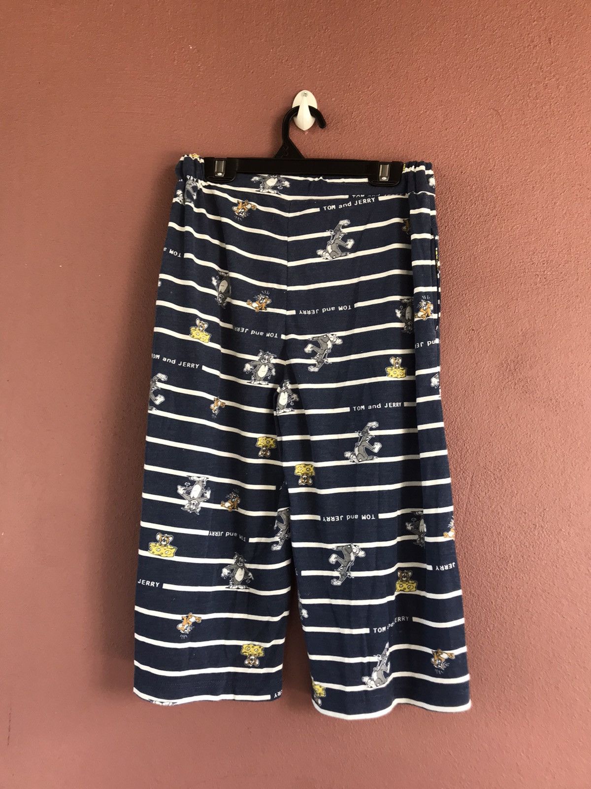 Cartoon Network Tom and jerry shorts pants size M Size US 26 / EU 42 - 2 Thumbnail