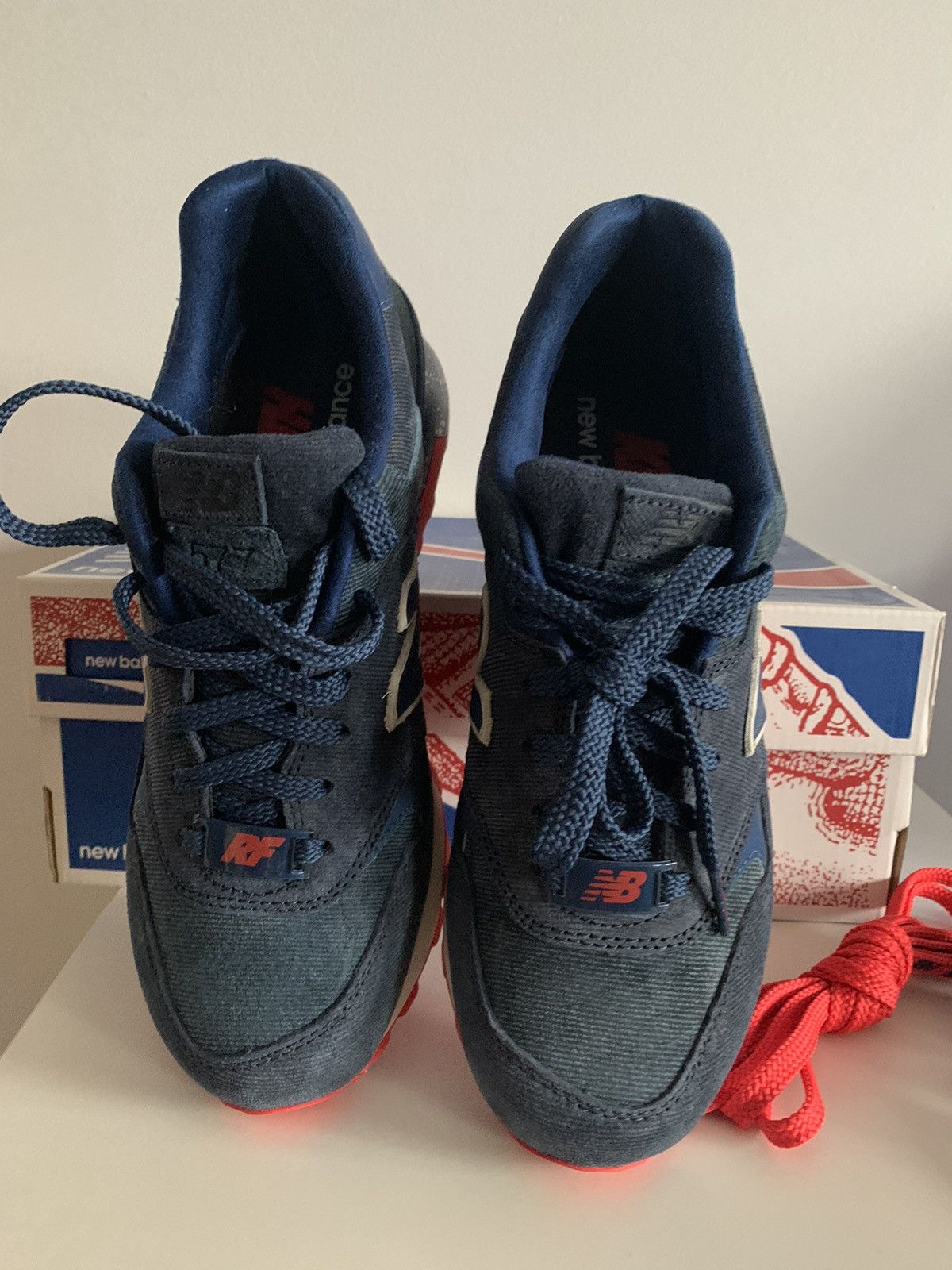 Kith × New Balance Ronnie Fieg x 577 Low Americana Size US 8 / EU 41 - 3 Thumbnail