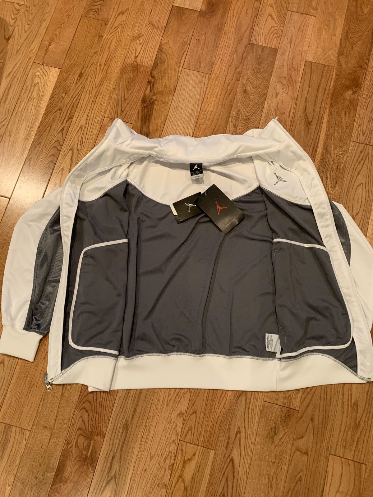 Jordan Brand Rare Jordan XI 11 jacket new small Size US S / EU 44-46 / 1 - 6 Thumbnail