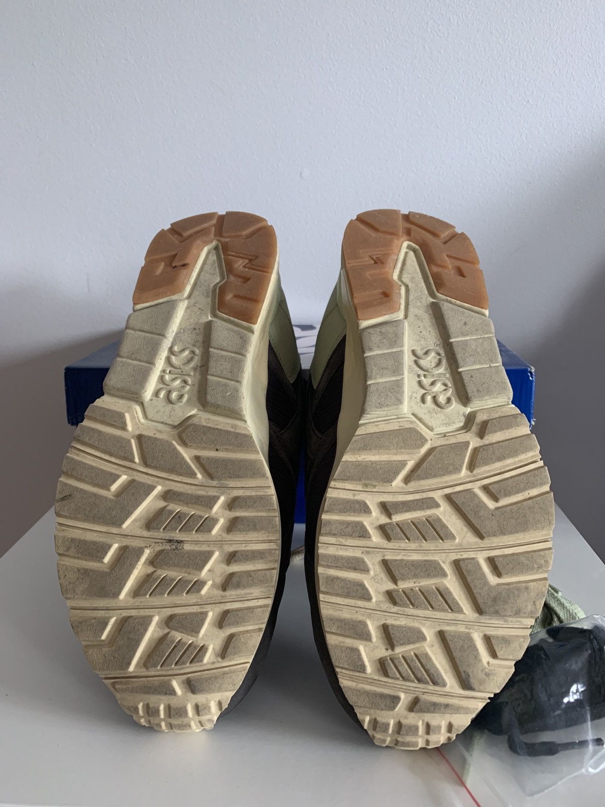 Asics × Saint Alfred ASICS gel lyte v saint alfread Size US 8 / EU 41 - 6 Thumbnail