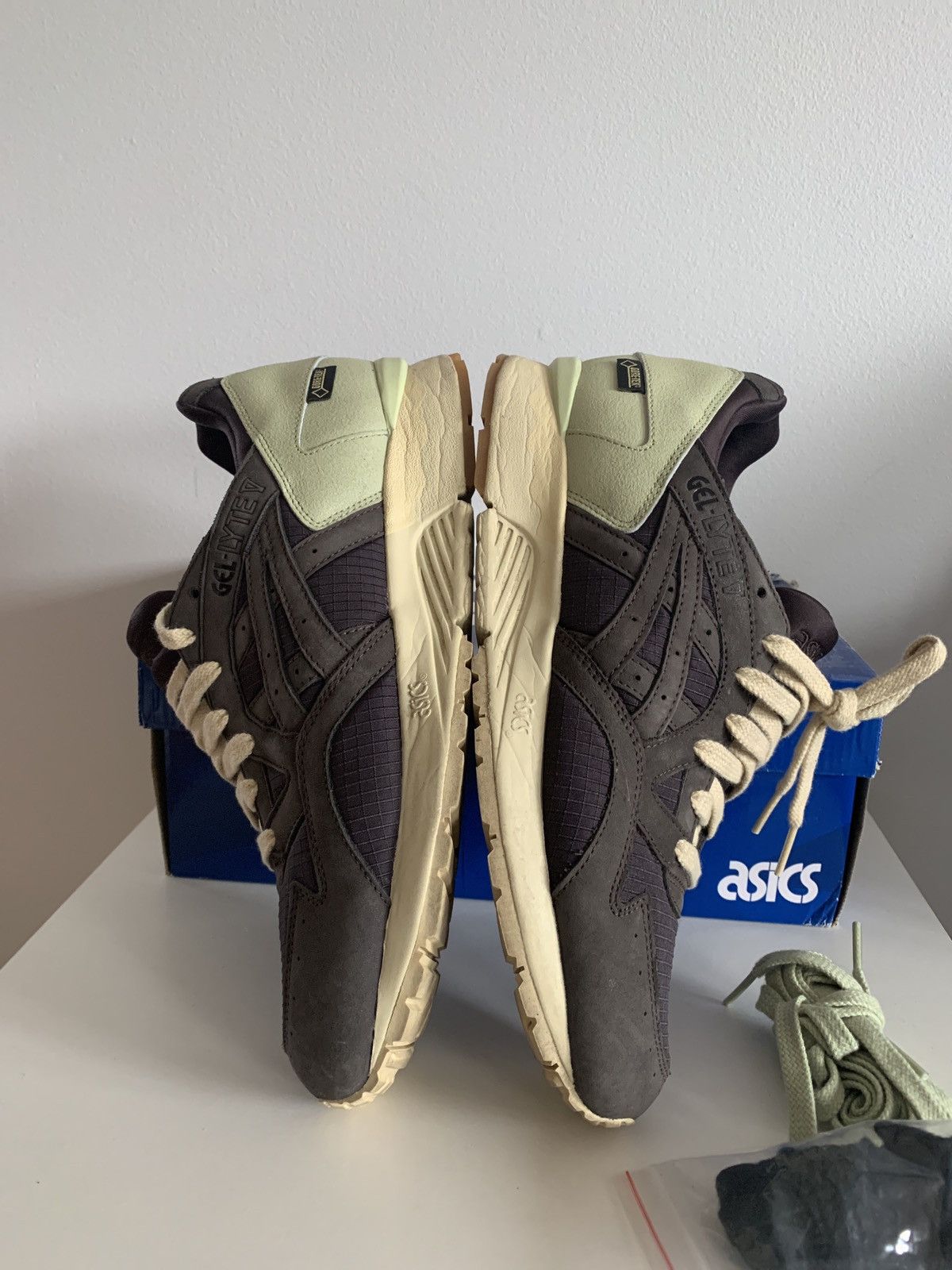 Asics × Saint Alfred ASICS gel lyte v saint alfread Size US 8 / EU 41 - 2 Thumbnail