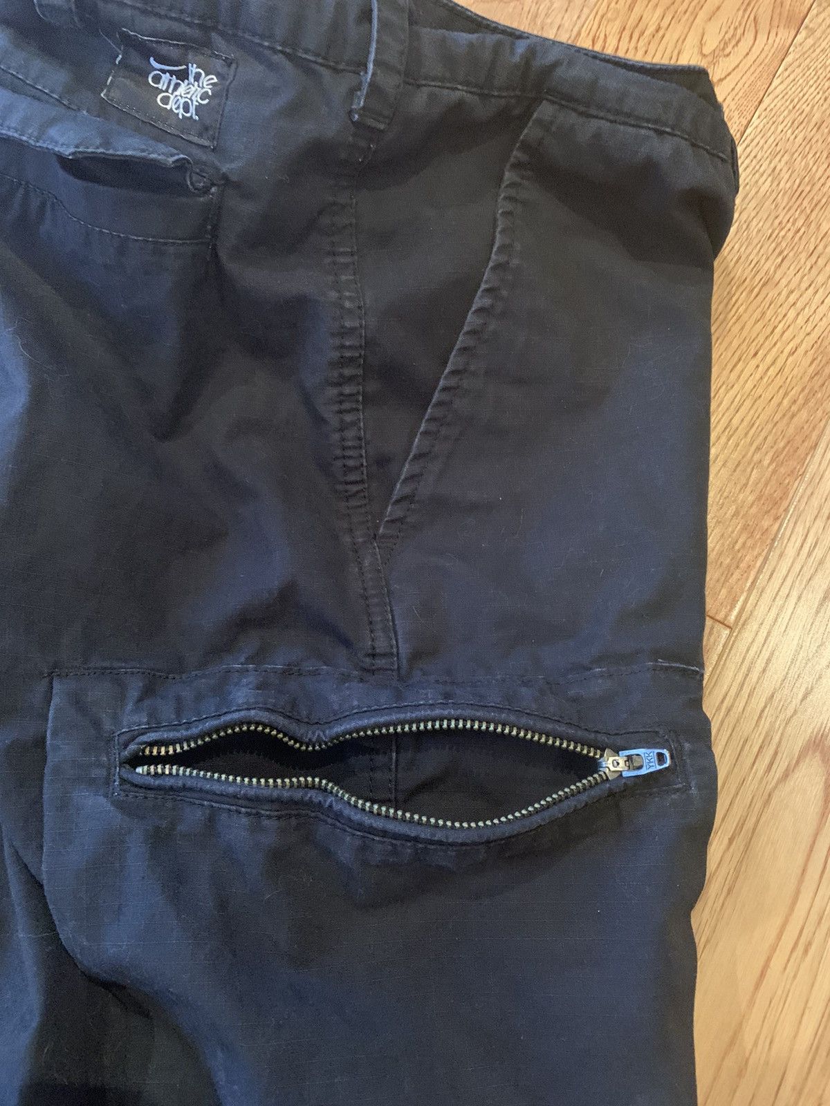 Nike Nike black cargo shorts Size US 30 / EU 46 - 7 Thumbnail