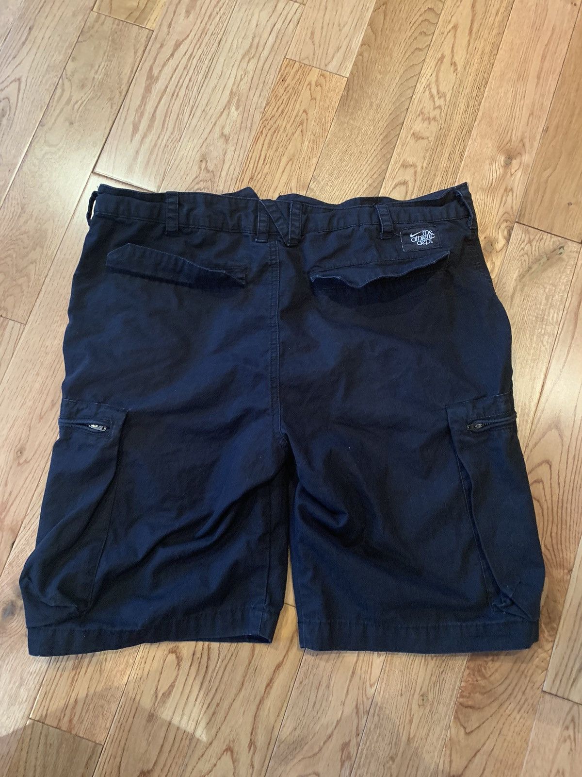 Nike Nike black cargo shorts Size US 30 / EU 46 - 5 Thumbnail