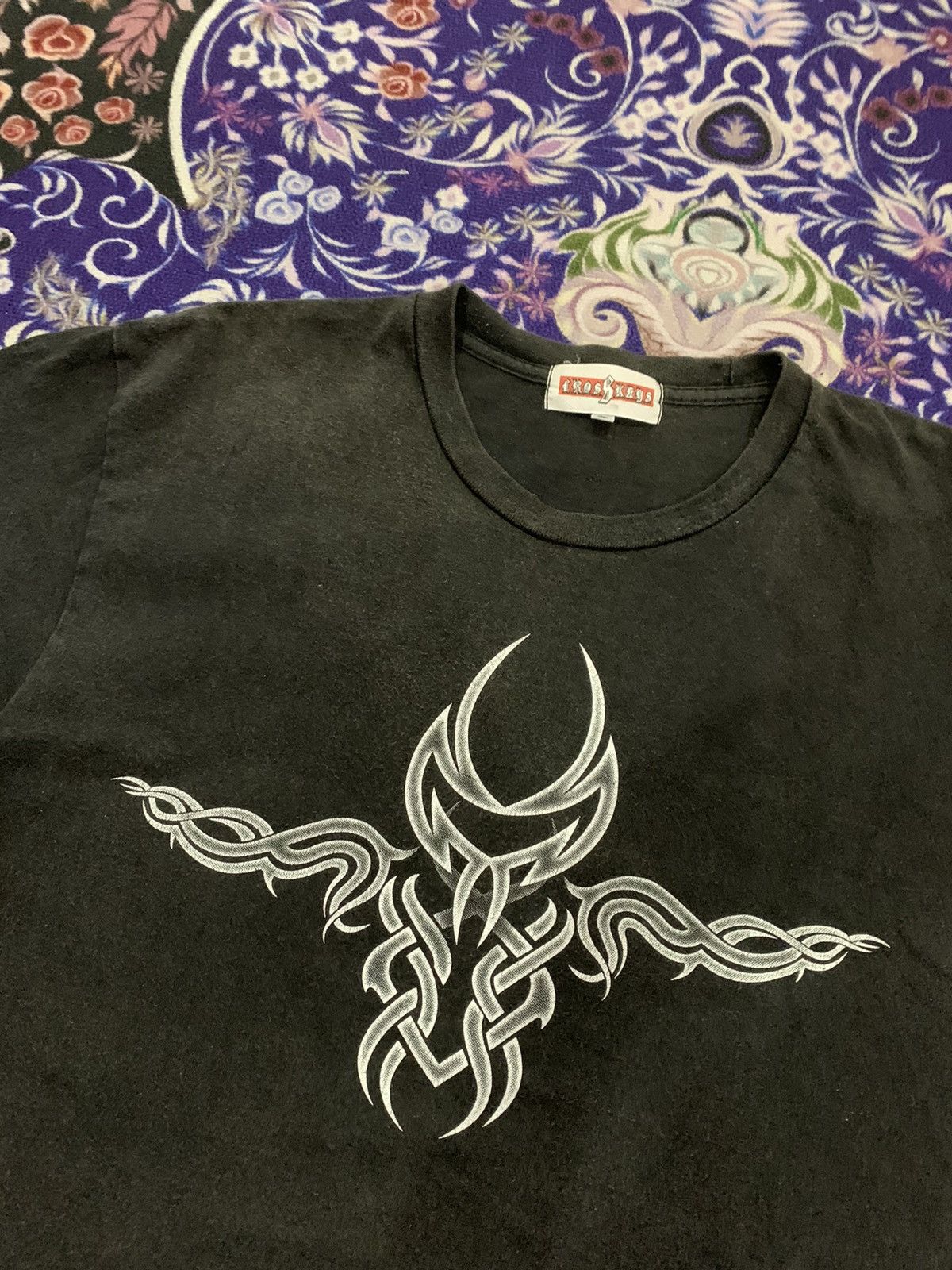 Japanese Brand × Vintage Vintage Cross Keys T-Shirt Size US M / EU 48-50 / 2 - 2 Thumbnail