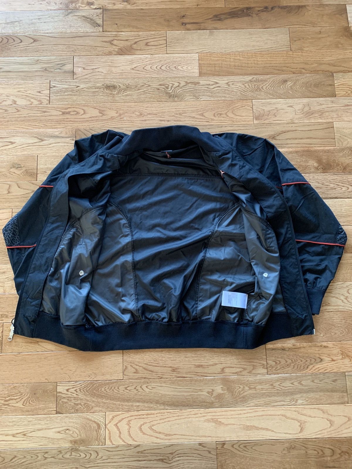 Jordan Brand Jordan black cement 3 jacket Size US S / EU 44-46 / 1 - 4 Thumbnail