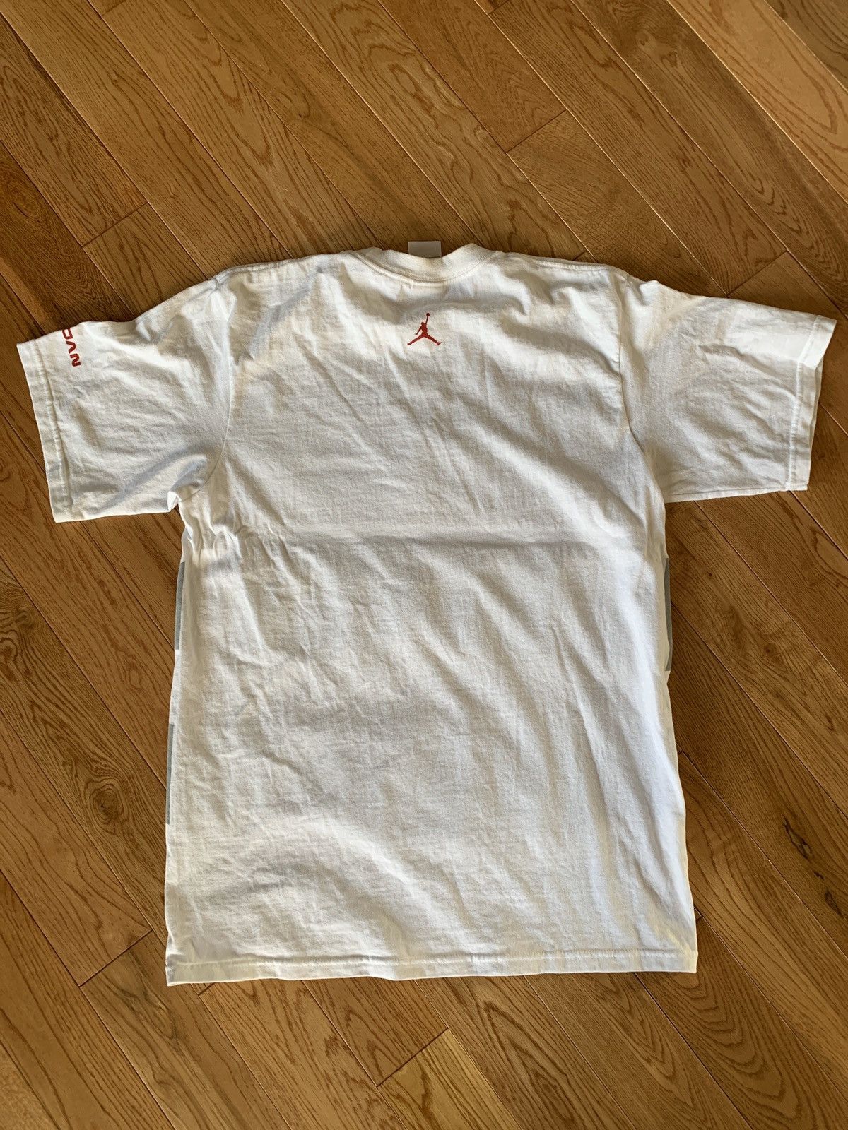 Jordan Brand × Vintage Rare Jordan x 10 t shirt Size US S / EU 44-46 / 1 - 3 Thumbnail