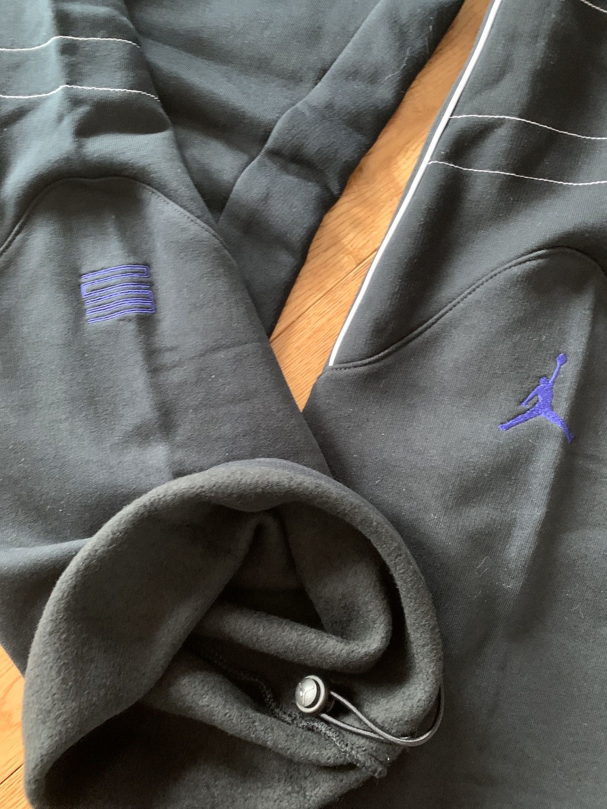 Jordan Brand Jordan brand concord 11 sweatpants Size US 31 - 4 Thumbnail