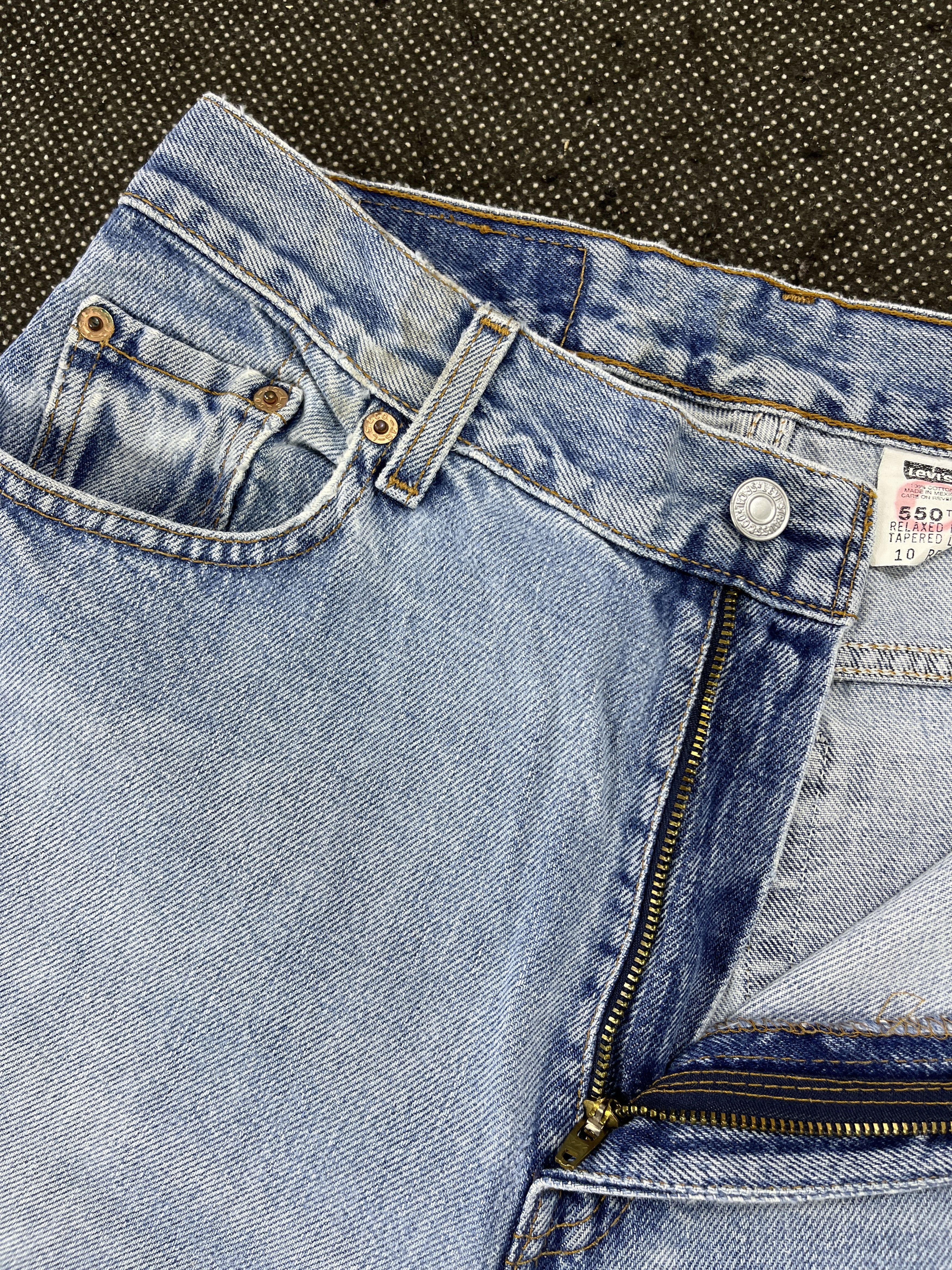 Levi's × Vintage Vintage Levi’s 550 Light Wash Jeans Tapered Denim - J566 Size 29" - 7 Thumbnail