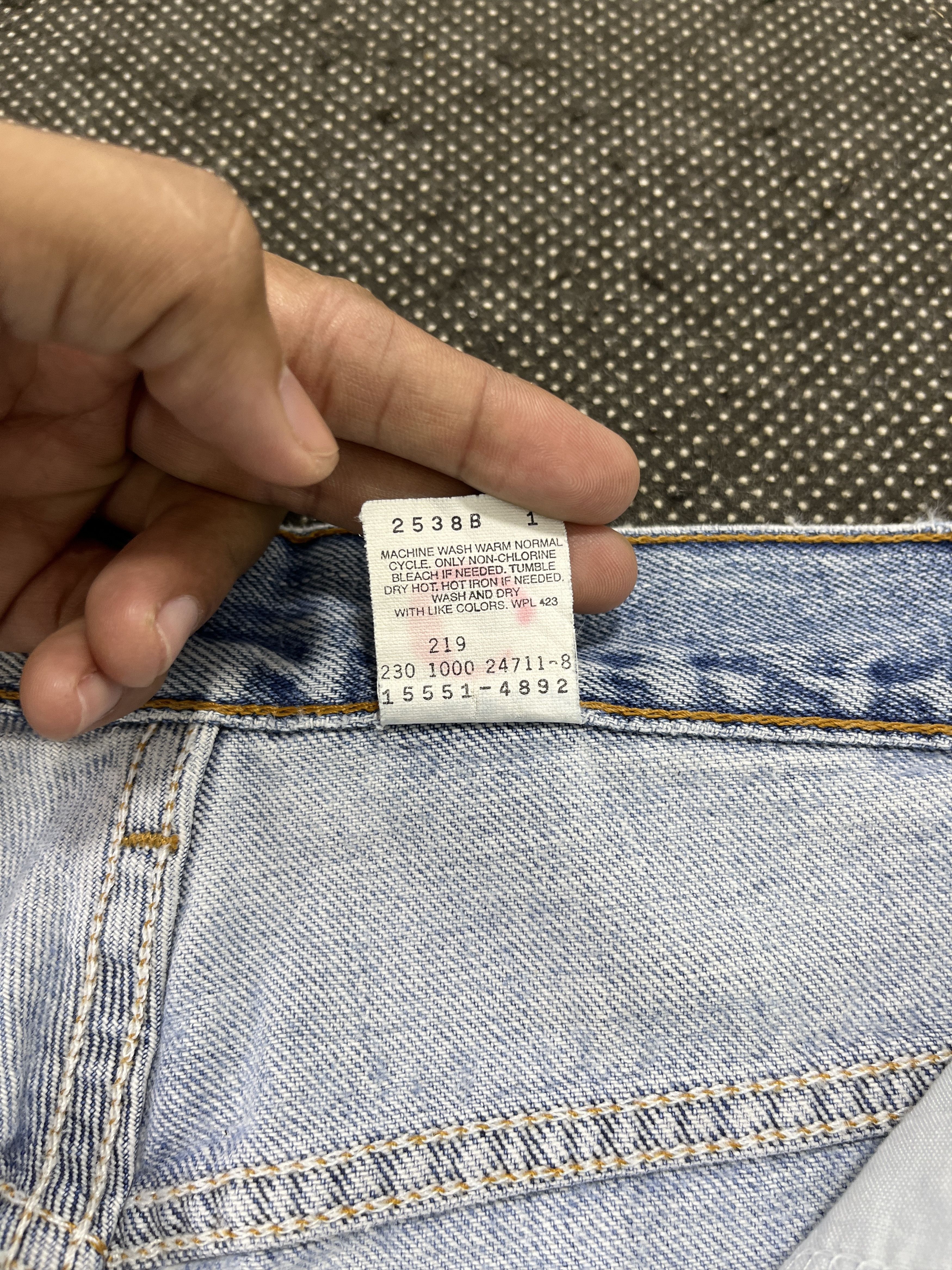 Levi's × Vintage Vintage Levi’s 550 Light Wash Jeans Tapered Denim - J566 Size 29" - 9 Thumbnail