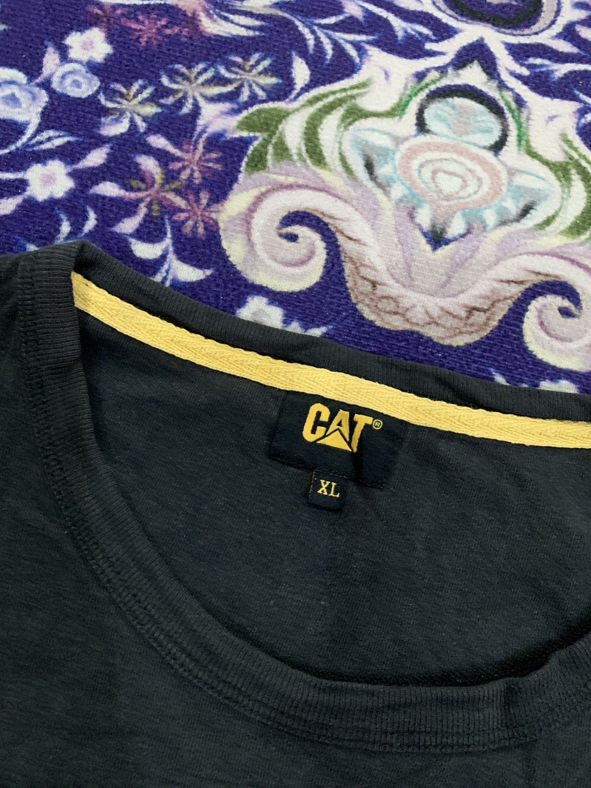 Caterpillar Vintage Caterpillar T- Shirt Size US XL / EU 56 / 4 - 5 Thumbnail
