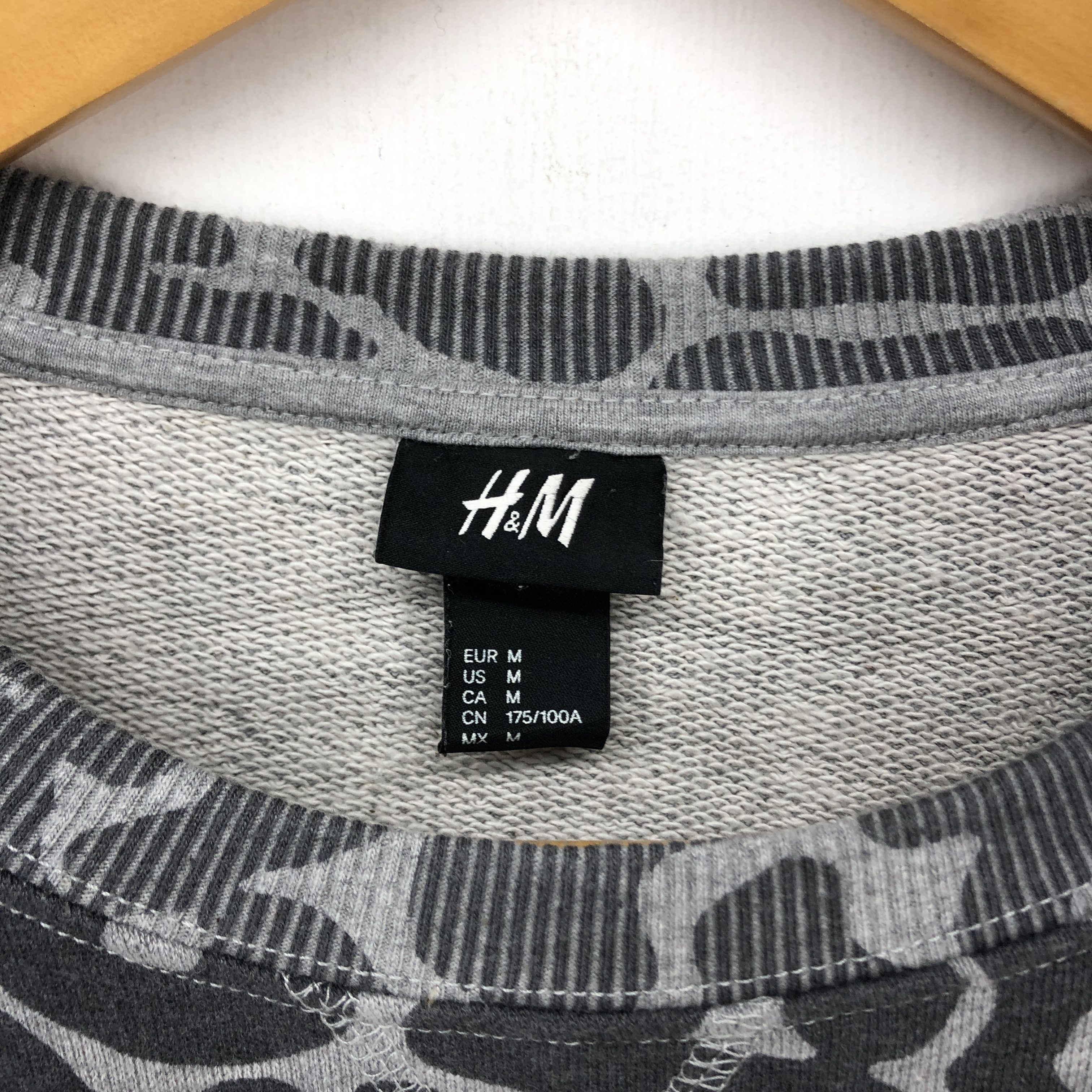 H&M H&M Crew Neck Sweatshirt #1459-53 Size US S / EU 44-46 / 1 - 2 Thumbnail