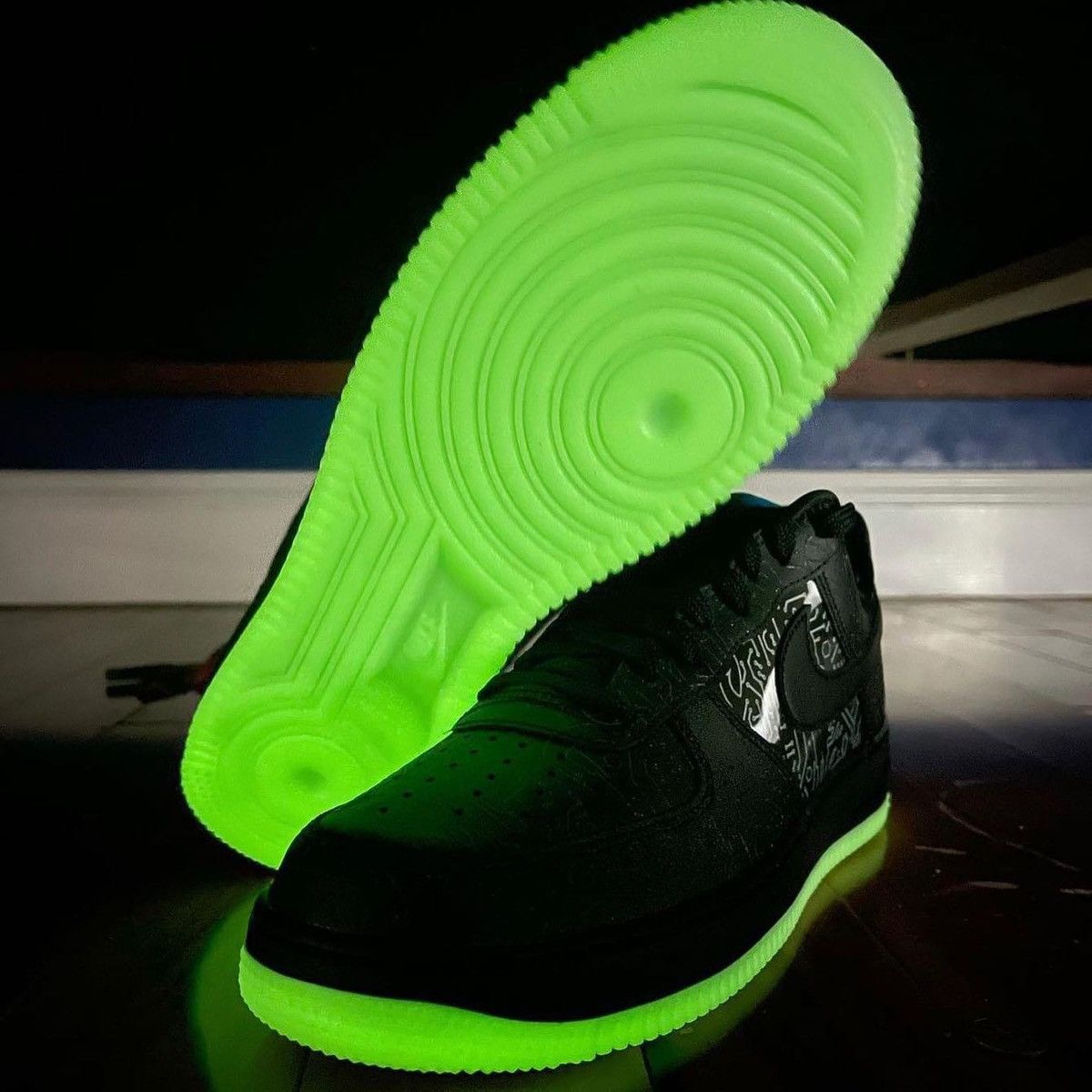 Nike Nike Air Force 1 Space Jam Size US 8.5 / EU 41-42 - 2 Thumbnail