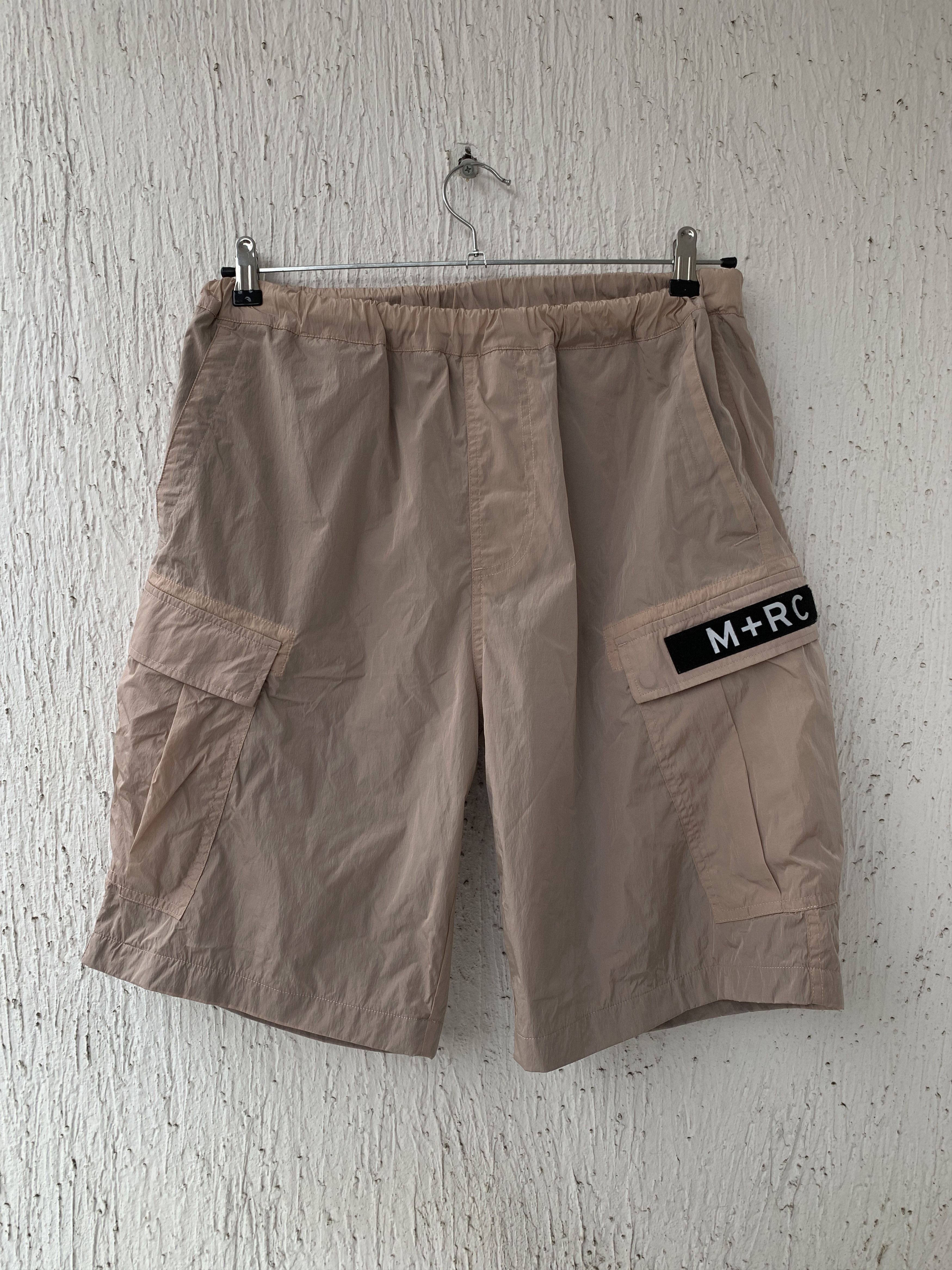 image of M Rc Noir Rose Smoke Cargo Shorts, Men's (Size 32)