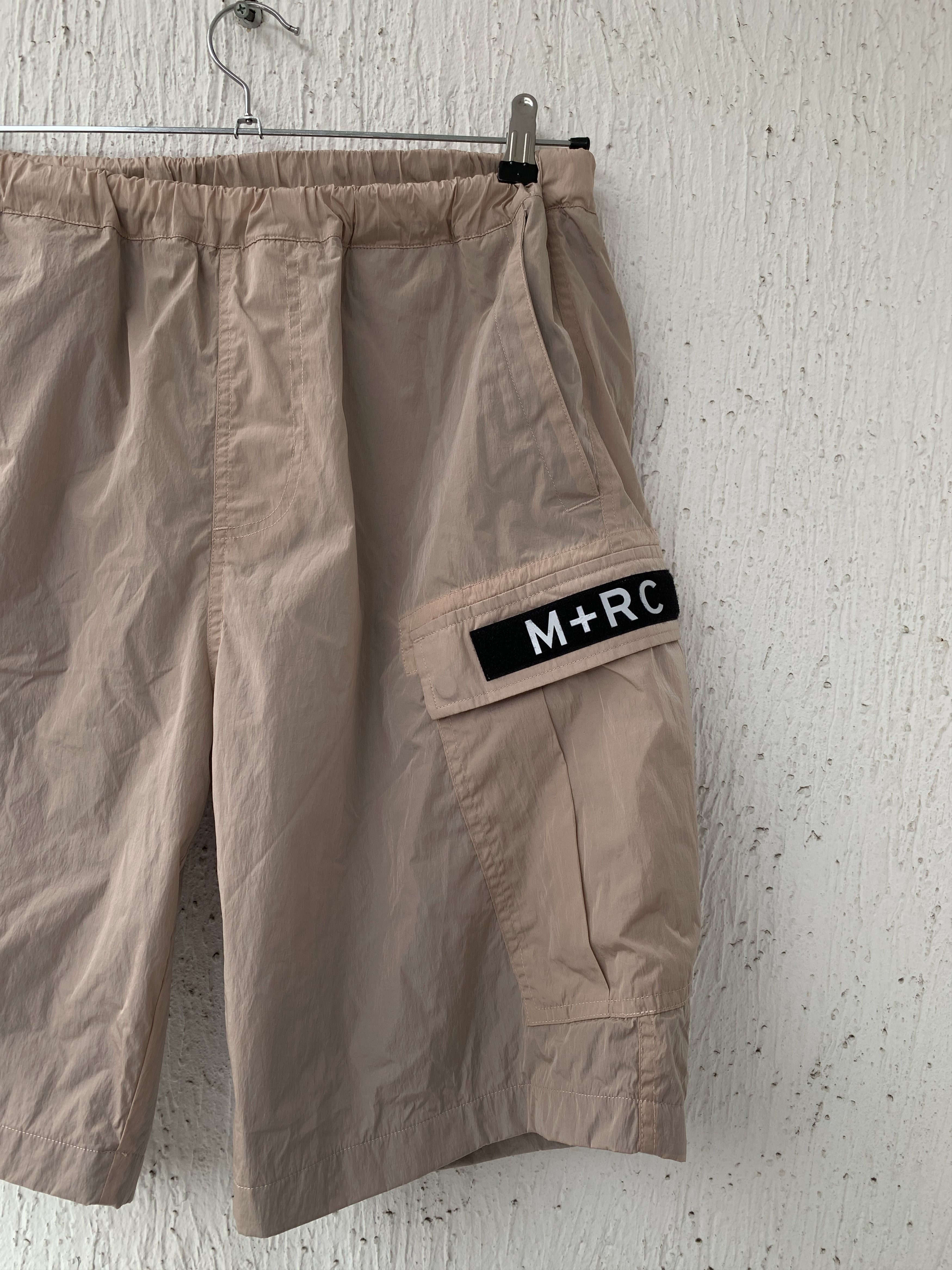 M+Rc Noir Rose Smoke Cargo Shorts Size US 32 / EU 48 - 2 Thumbnail