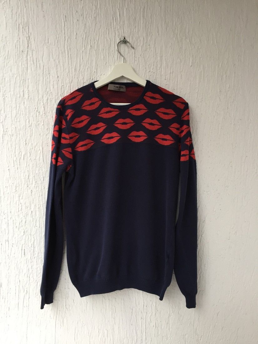image of Tom Rebl 'kisses' Sweater, Men's (Size Large)