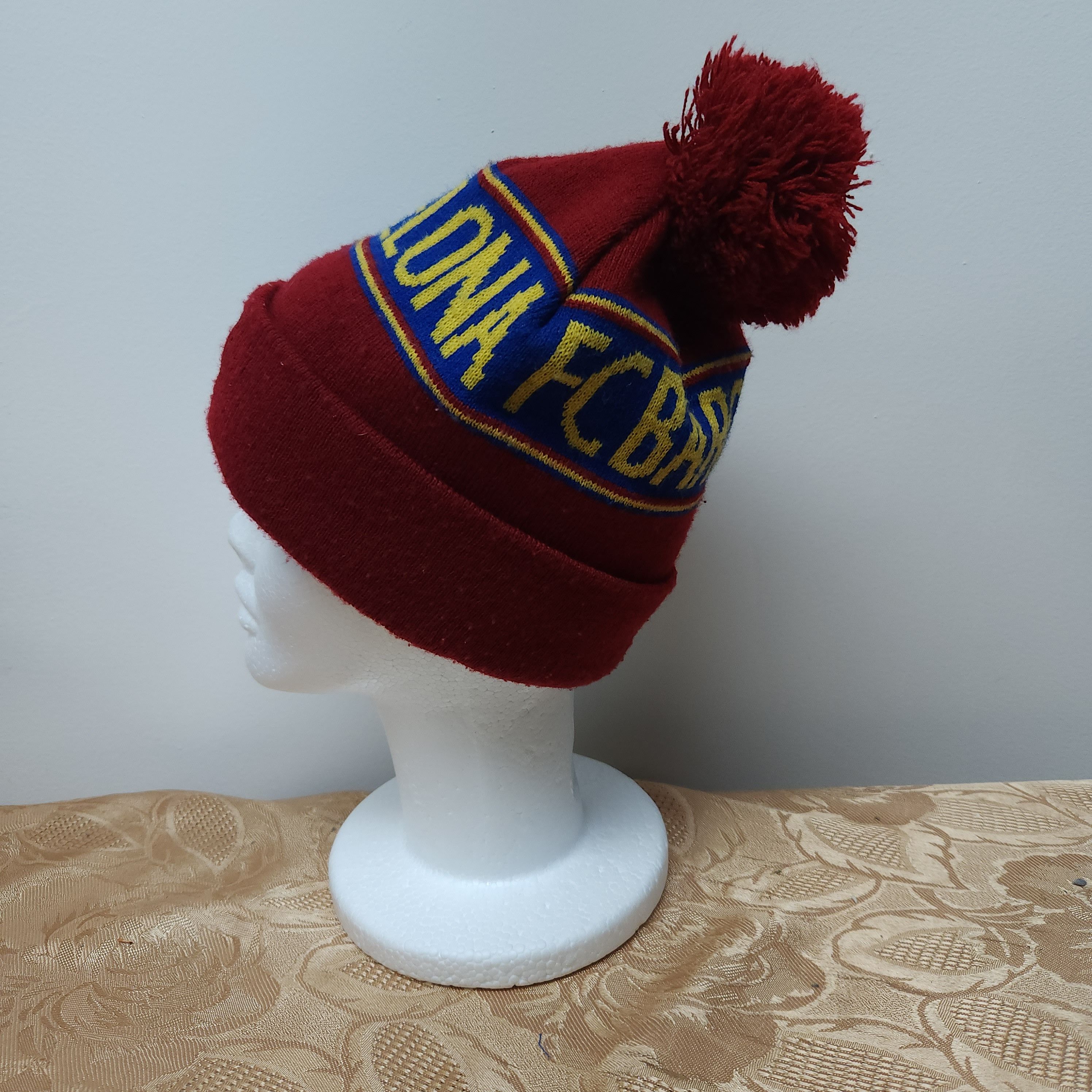 Vintage Vintage F.C Barcelona Beanie Size ONE SIZE - 3 Thumbnail