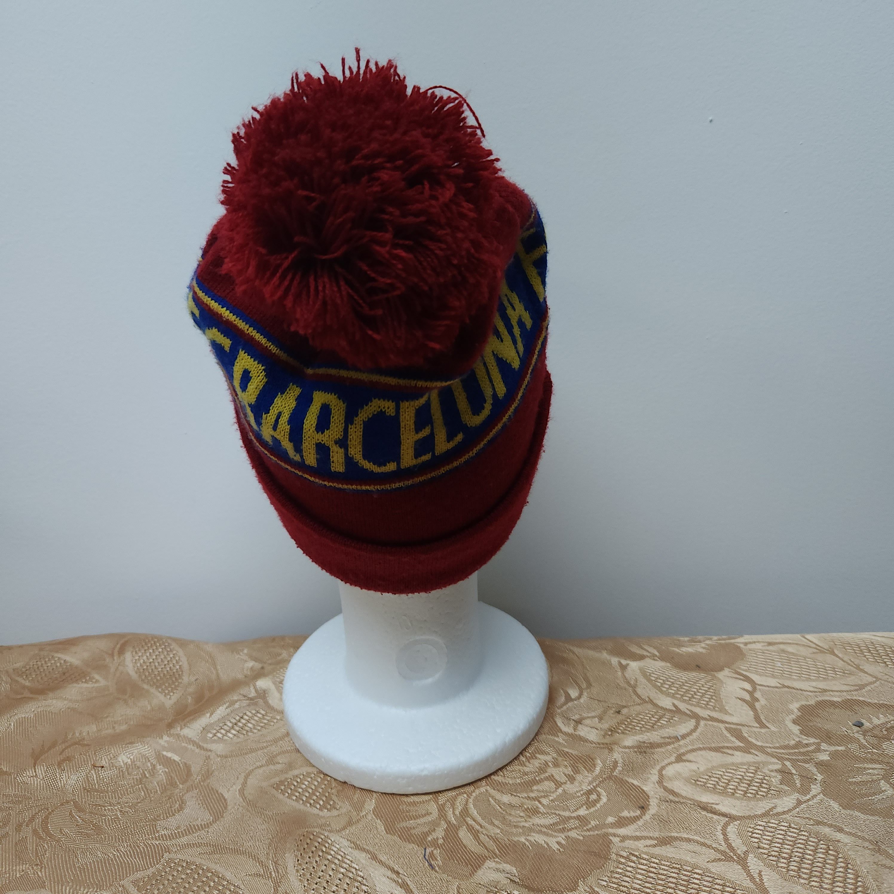 Vintage Vintage F.C Barcelona Beanie Size ONE SIZE - 2 Thumbnail