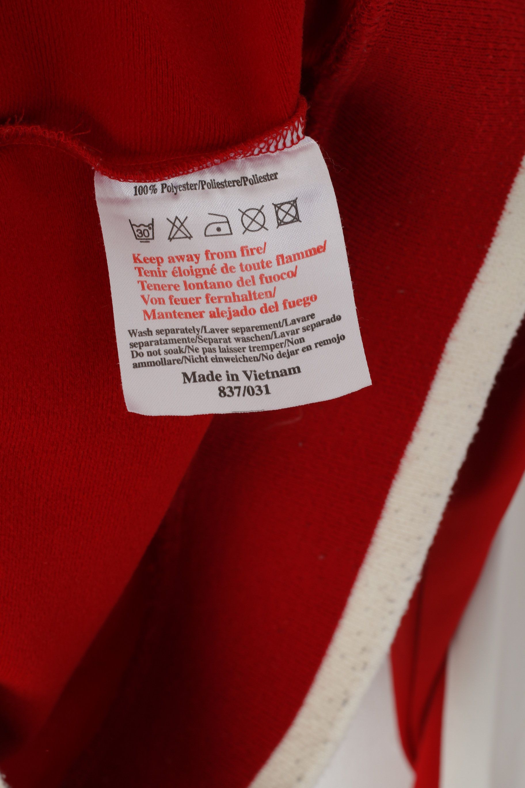 Umbro Umbro Men XL Sweatshirt Red Vintage England 1924 5201 Size US XL / EU 56 / 4 - 5 Thumbnail