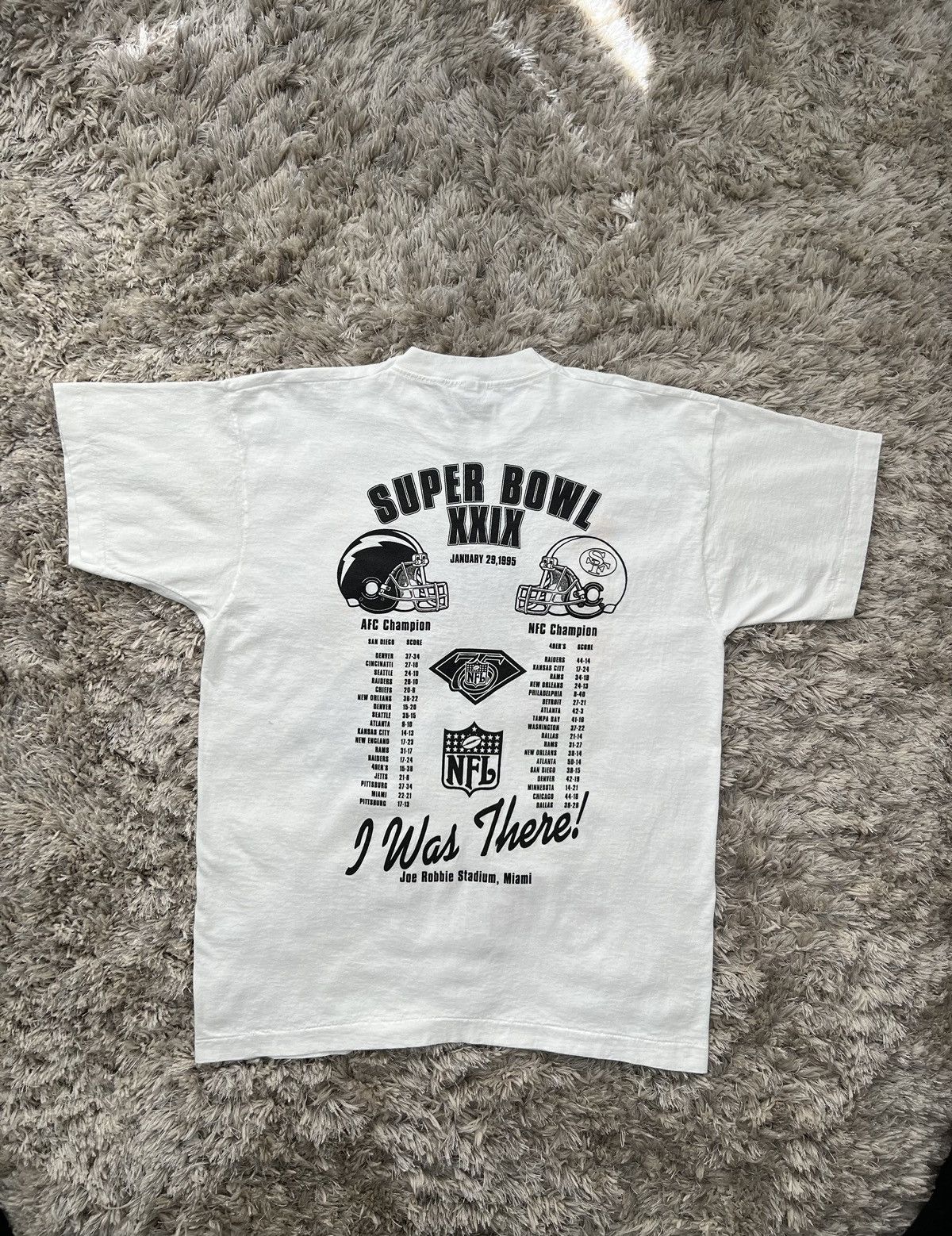 Vintage 90s Superbowl XXIX Chargers vs 49ers Champions Tee