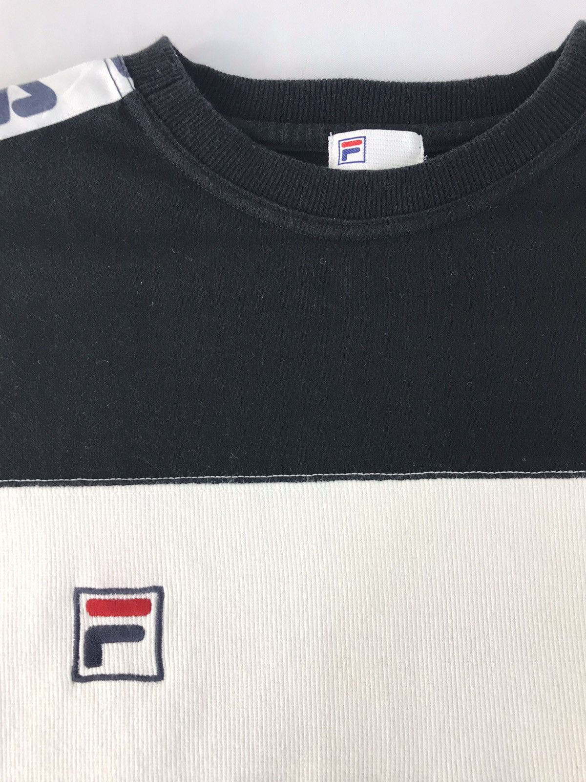 Fila Vintage Fila Long Sleeve Big Logo Back Side Style Size US L / EU 52-54 / 3 - 4 Thumbnail