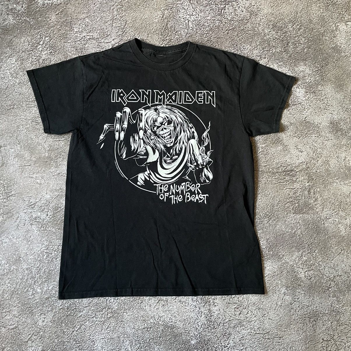 Vintage Vintage Y2K Iron Maiden Graphic Tee Band Tee Grunge Baggy S Size US S / EU 44-46 / 1 - 3 Thumbnail