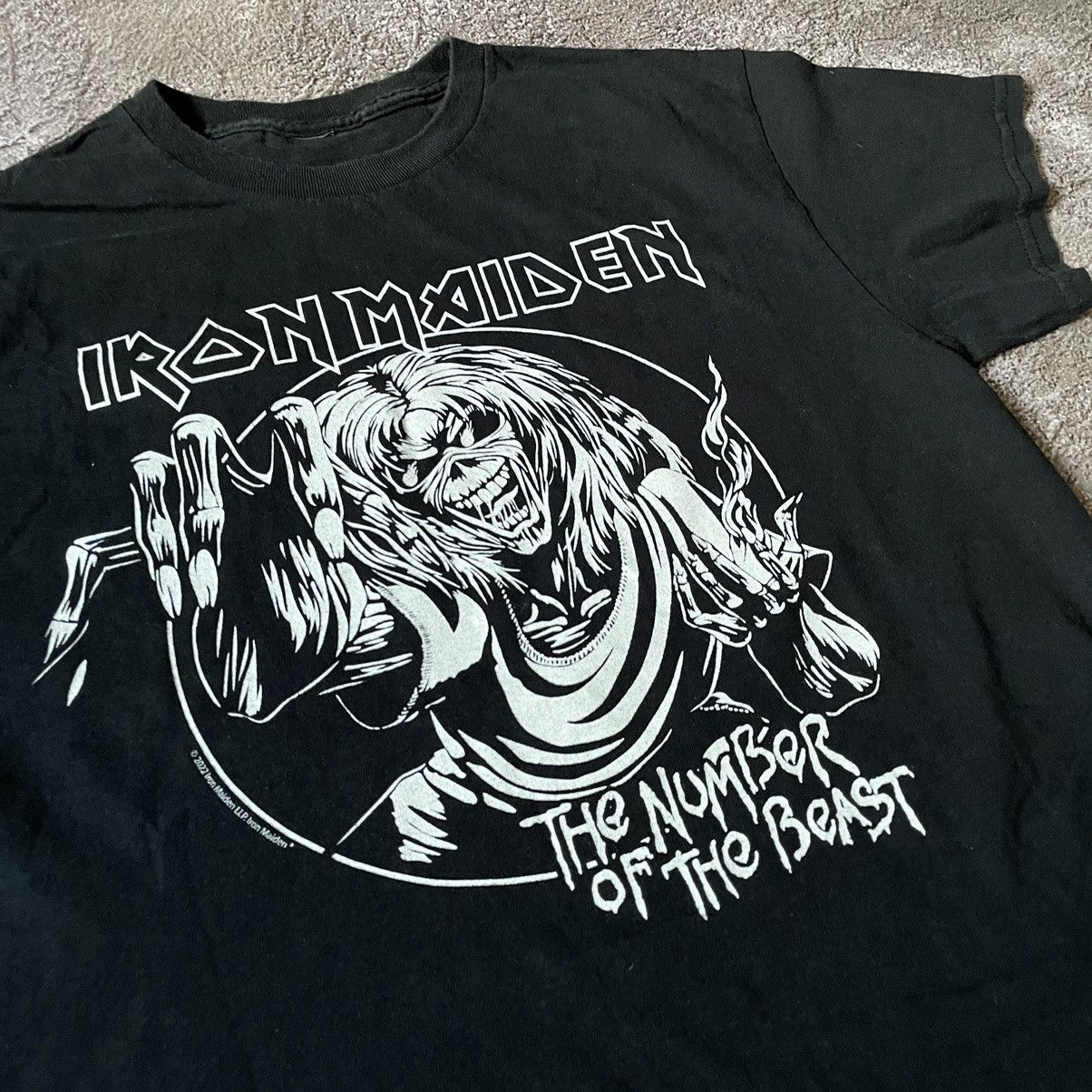 Vintage Vintage Y2K Iron Maiden Graphic Tee Band Tee Grunge Baggy S Size US S / EU 44-46 / 1 - 6 Thumbnail