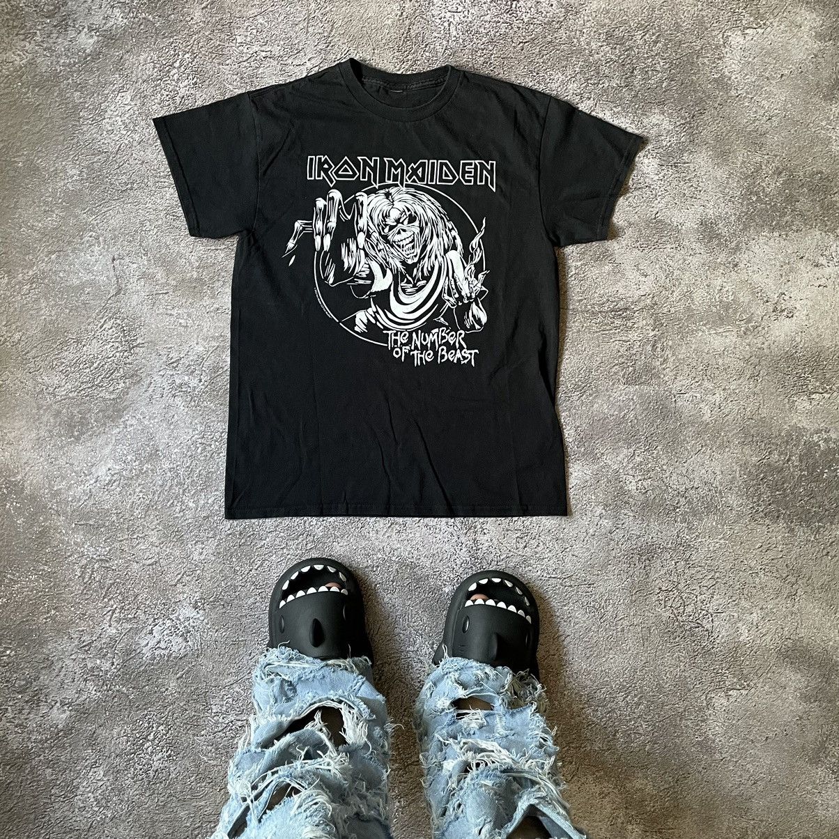 Vintage Vintage Y2K Iron Maiden Graphic Tee Band Tee Grunge Baggy S Size US S / EU 44-46 / 1 - 1 Thumbnail