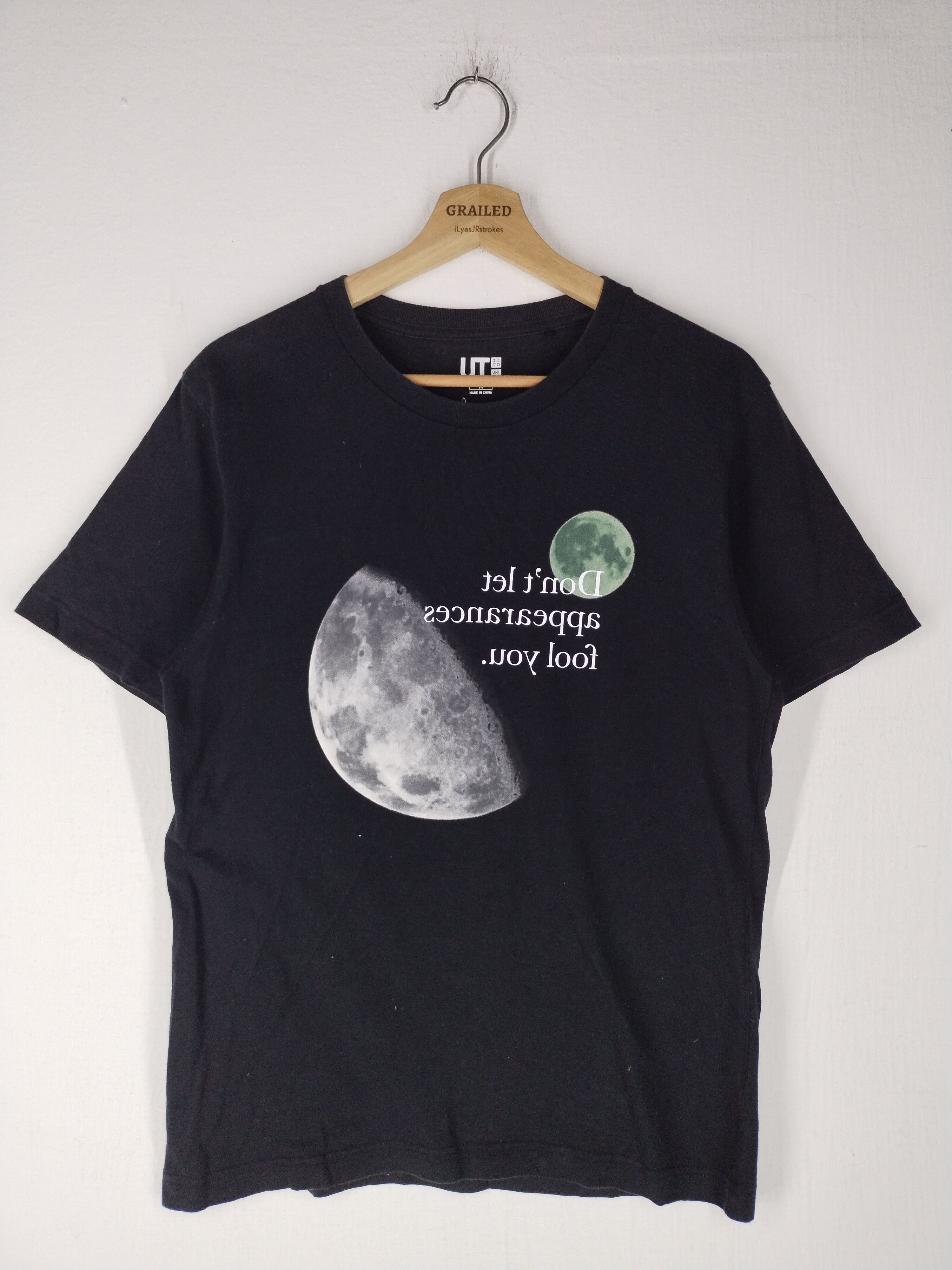 Japanese Brand × Uniqlo HARUKI MURAKAMI SHIRT TEE Size US M / EU 48-50 / 2 - 1 Thumbnail