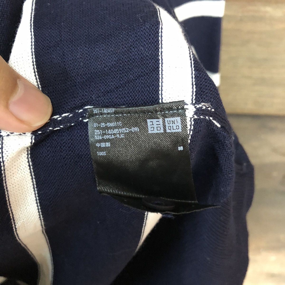 Solid and Striped Uniqlo Dark Blue Stripe Patterned Cardigans #7268 Size XL / US 12-14 / IT 48-50 - 8 Thumbnail