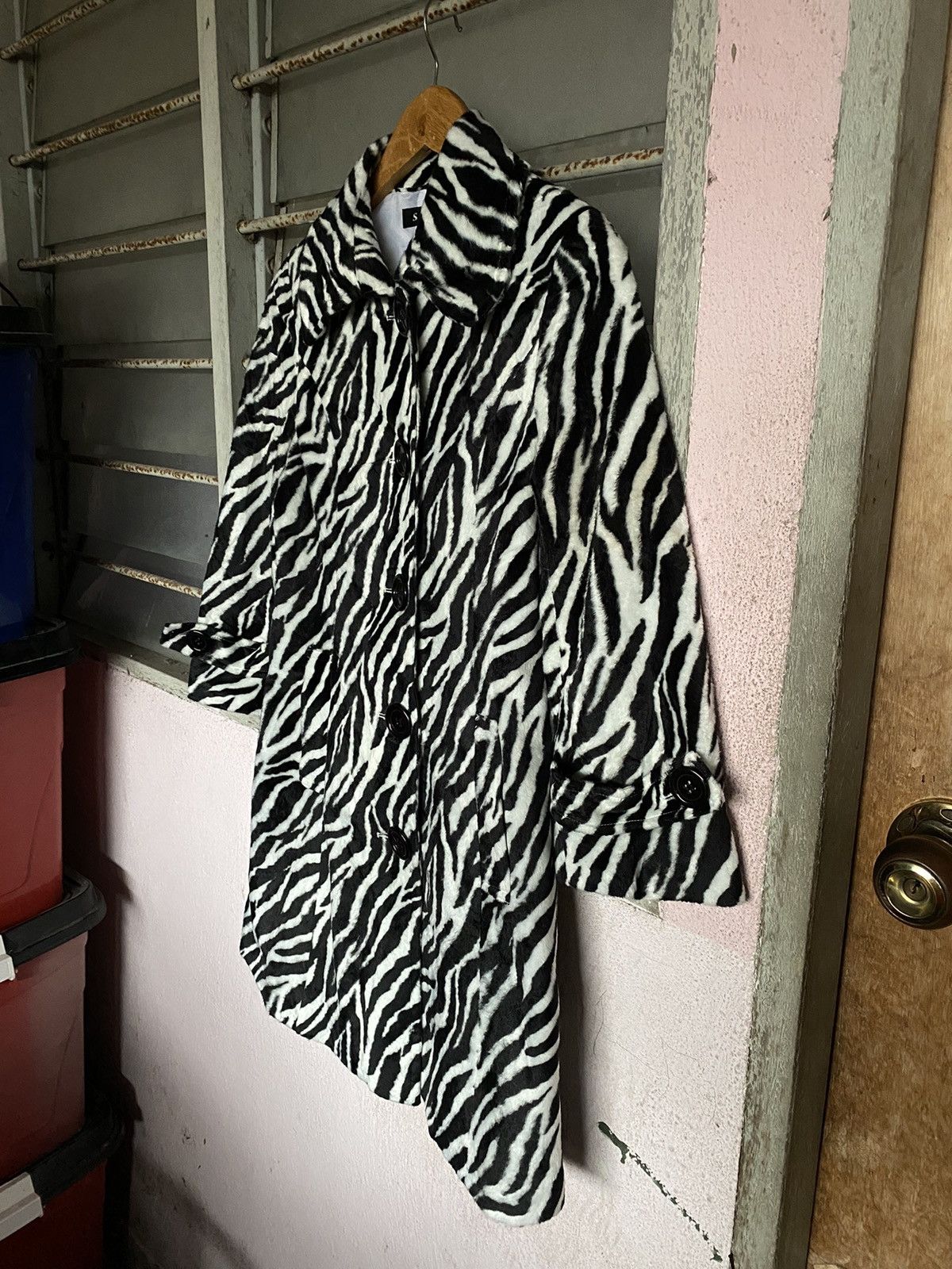 Japanese Brand ⚡️Steals⚡️ SKM Zebra Faux Fur Coat Size S / US 4 / IT 40 - 3 Thumbnail