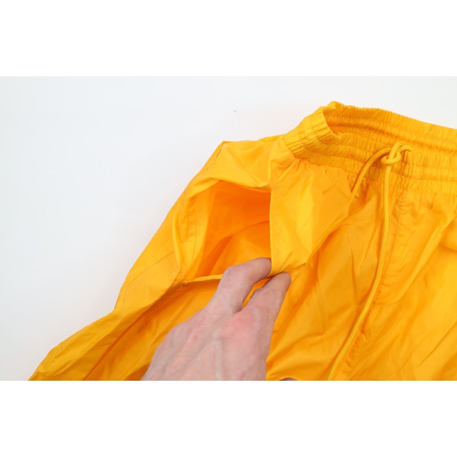 Vintage NOS Vintage 90s Streetwear Blank Cuffed Nylon Joggers Size US 32 / EU 48 - 6 Thumbnail