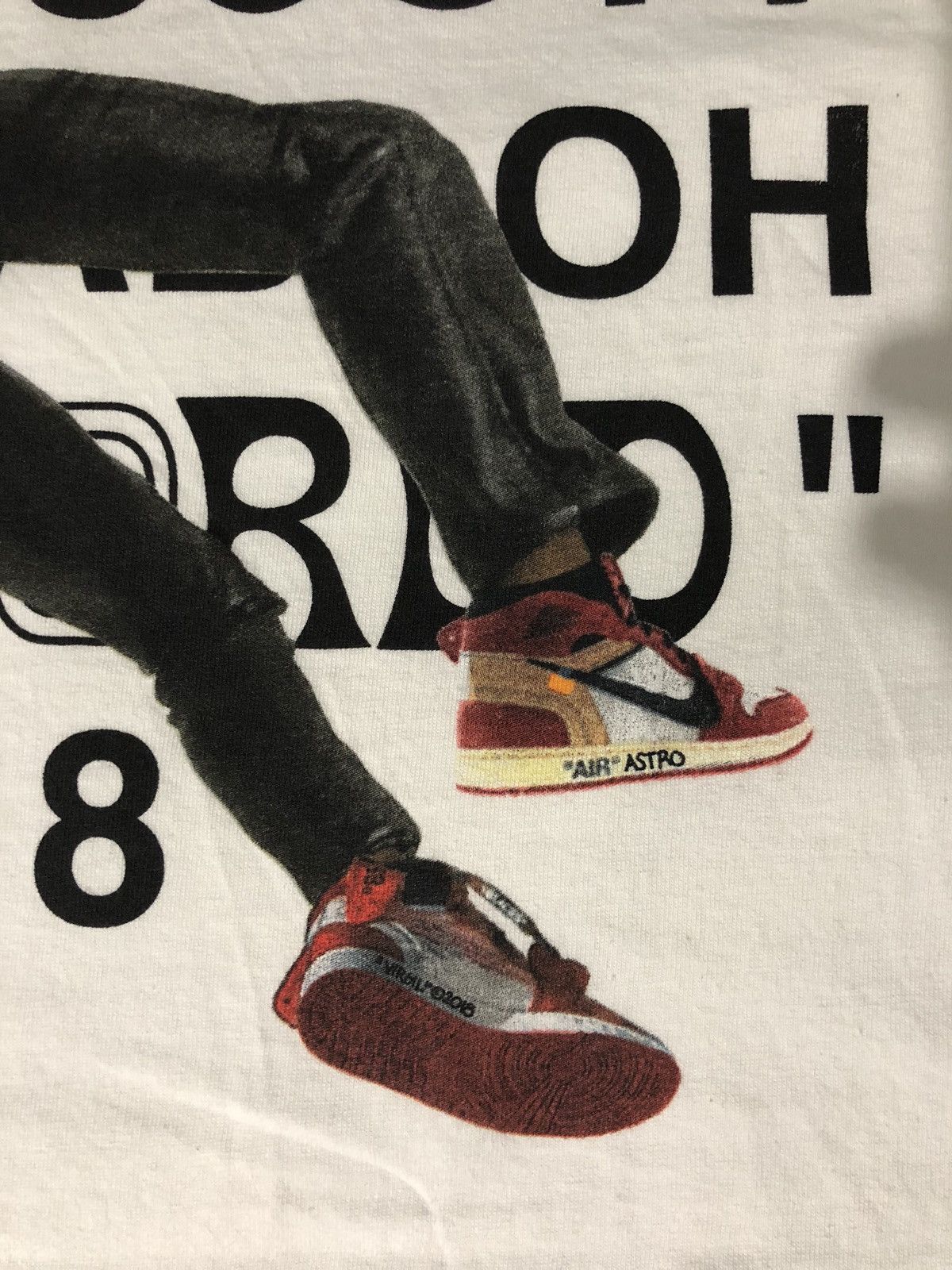 Travis Scott × Virgil Abloh Signed 1/500 Travis x Air Jordan 1 (Red) x Virgil Tee Size US XXL / EU 58 / 5 - 4 Thumbnail