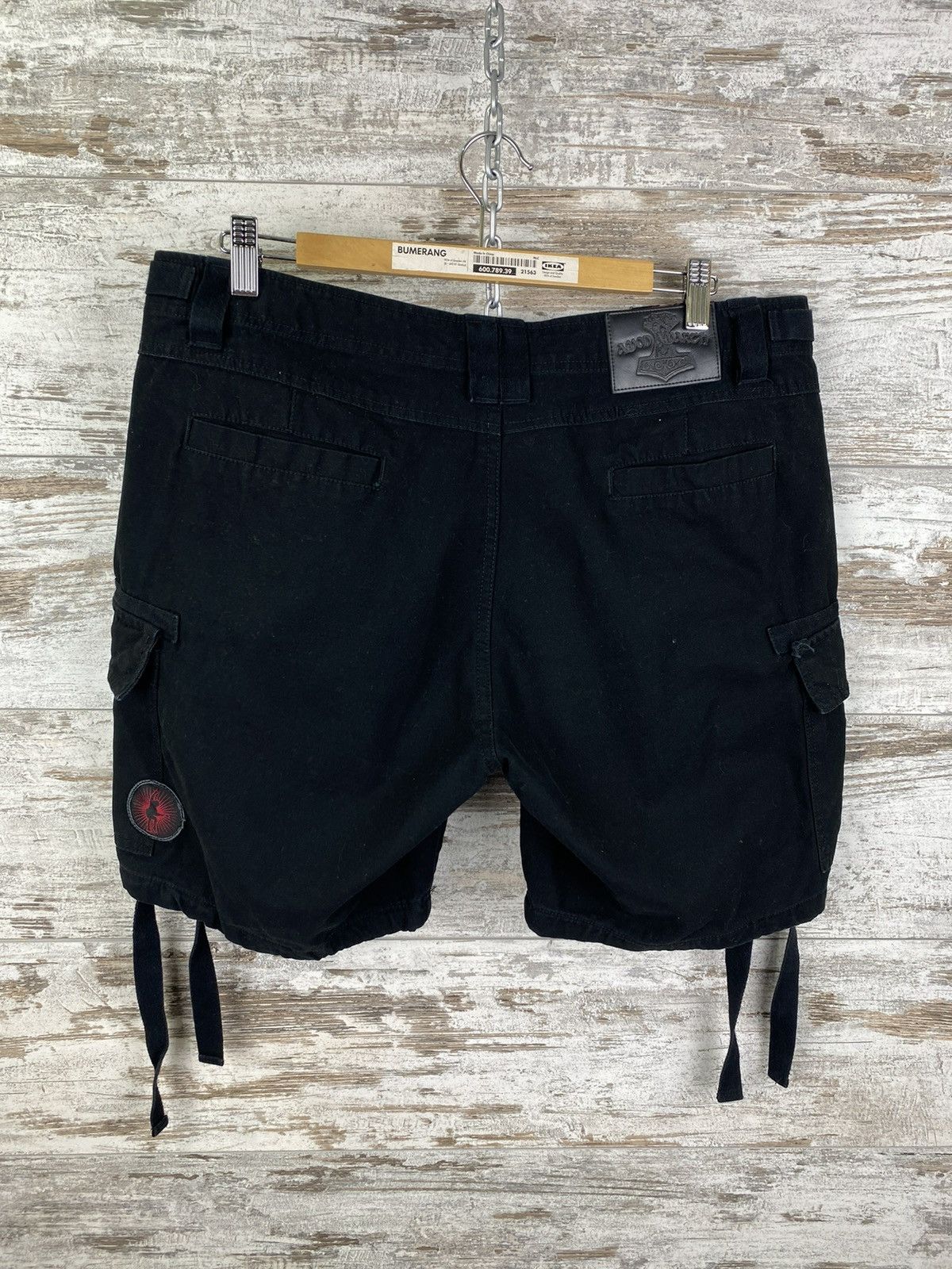 AC/DC × Band Tees × Vintage Mens Vintage AC DC cargo rock band Shorts tee T-shirt rare Size US 30 / EU 46 - 9 Thumbnail
