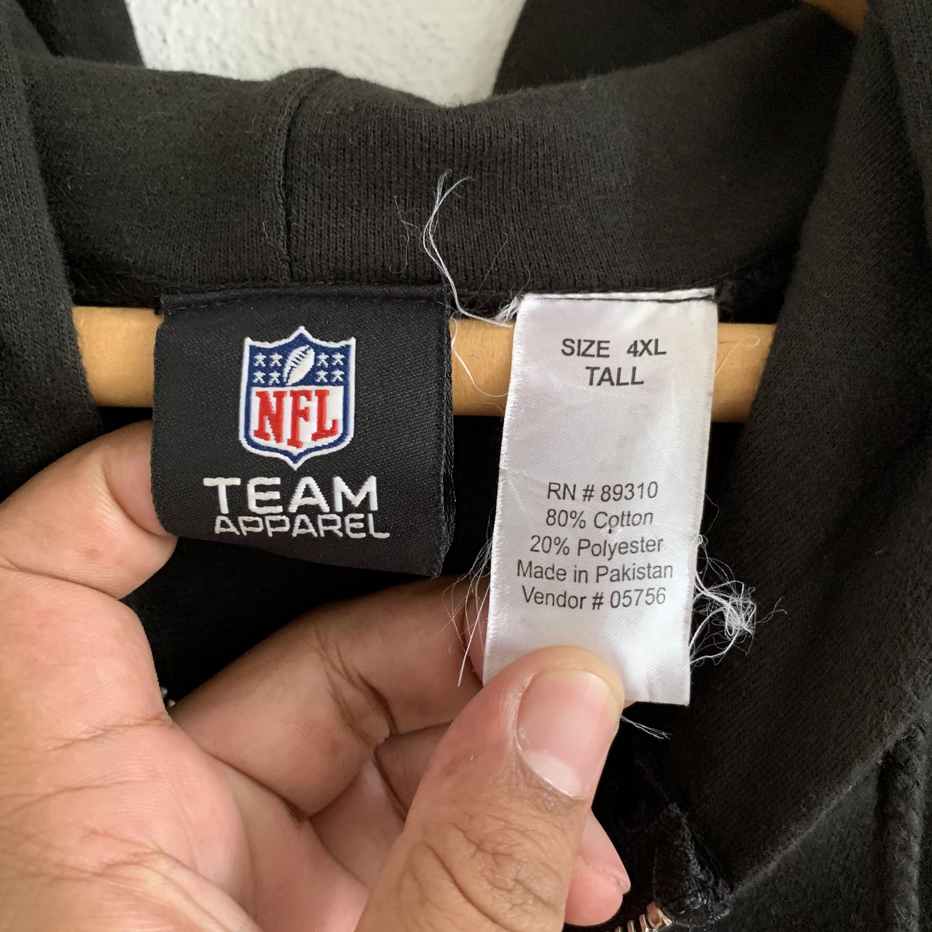 NFL San Diego Chargers Big Logo Zipper Hoodies 4XL #3251-116 Size US XXL / EU 58 / 5 - 4 Thumbnail