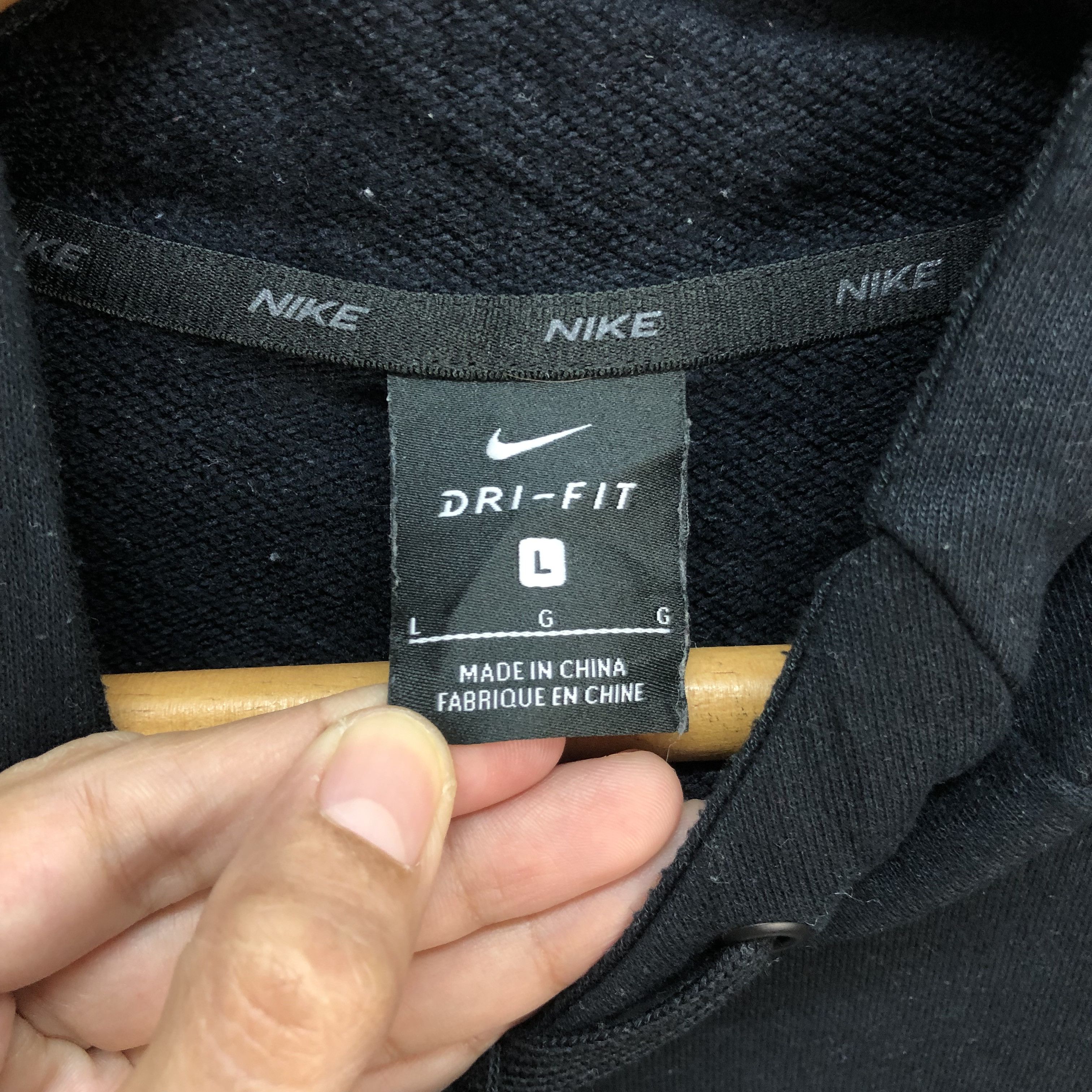 Nike Nike Swoosh Big Logo Pullover Hoodies #5864-211 Size US L / EU 52-54 / 3 - 7 Thumbnail