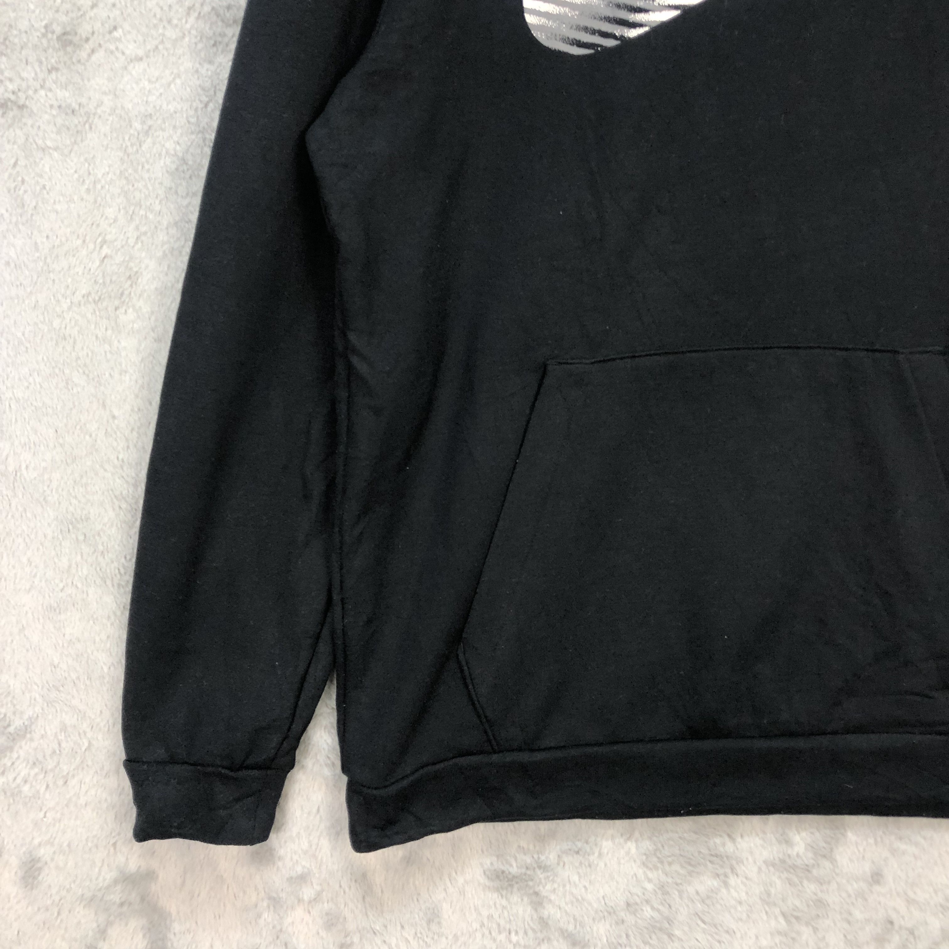Nike Nike Swoosh Big Logo Pullover Hoodies #5864-211 Size US L / EU 52-54 / 3 - 5 Thumbnail