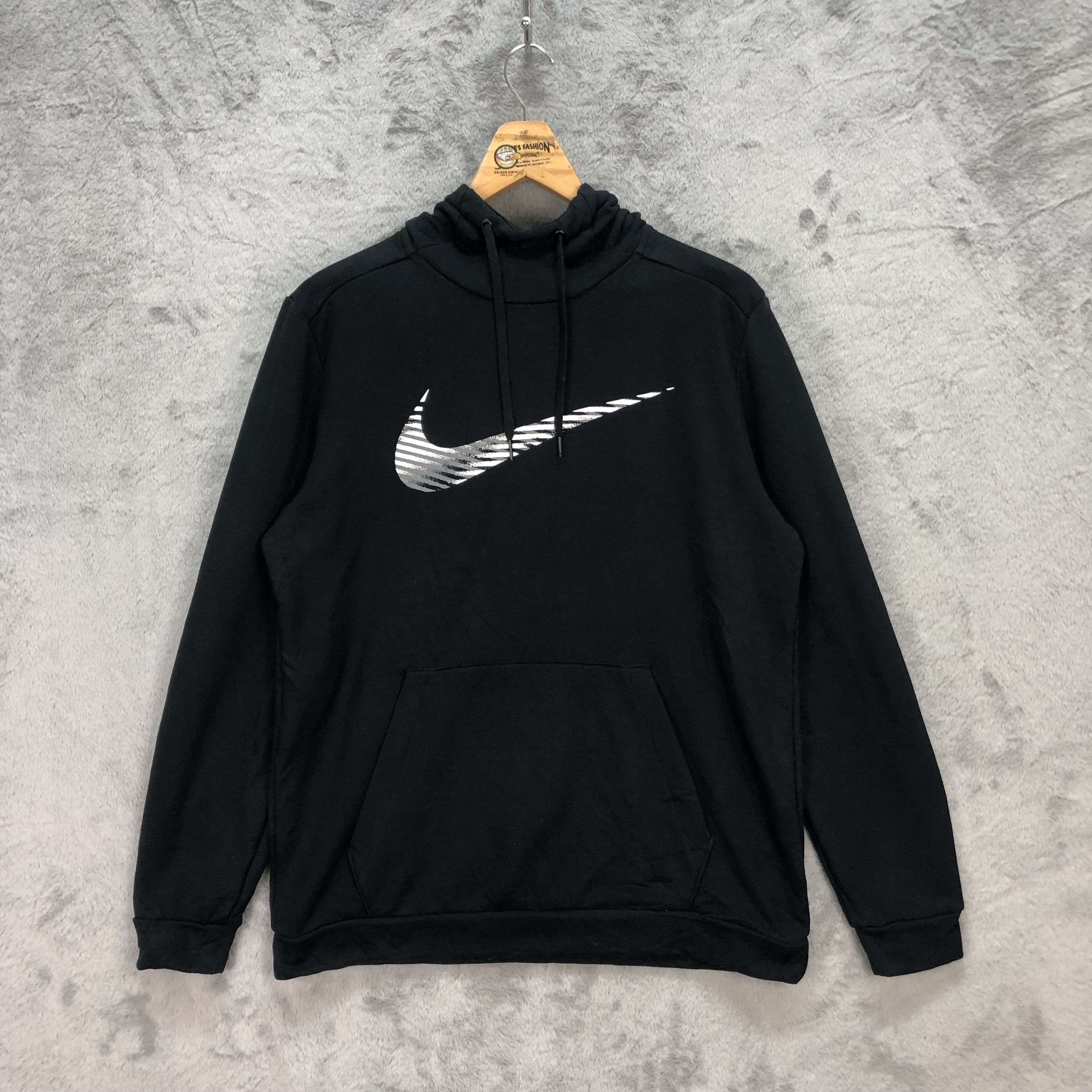 Nike Nike Swoosh Big Logo Pullover Hoodies #5864-211 Size US L / EU 52-54 / 3 - 1 Thumbnail