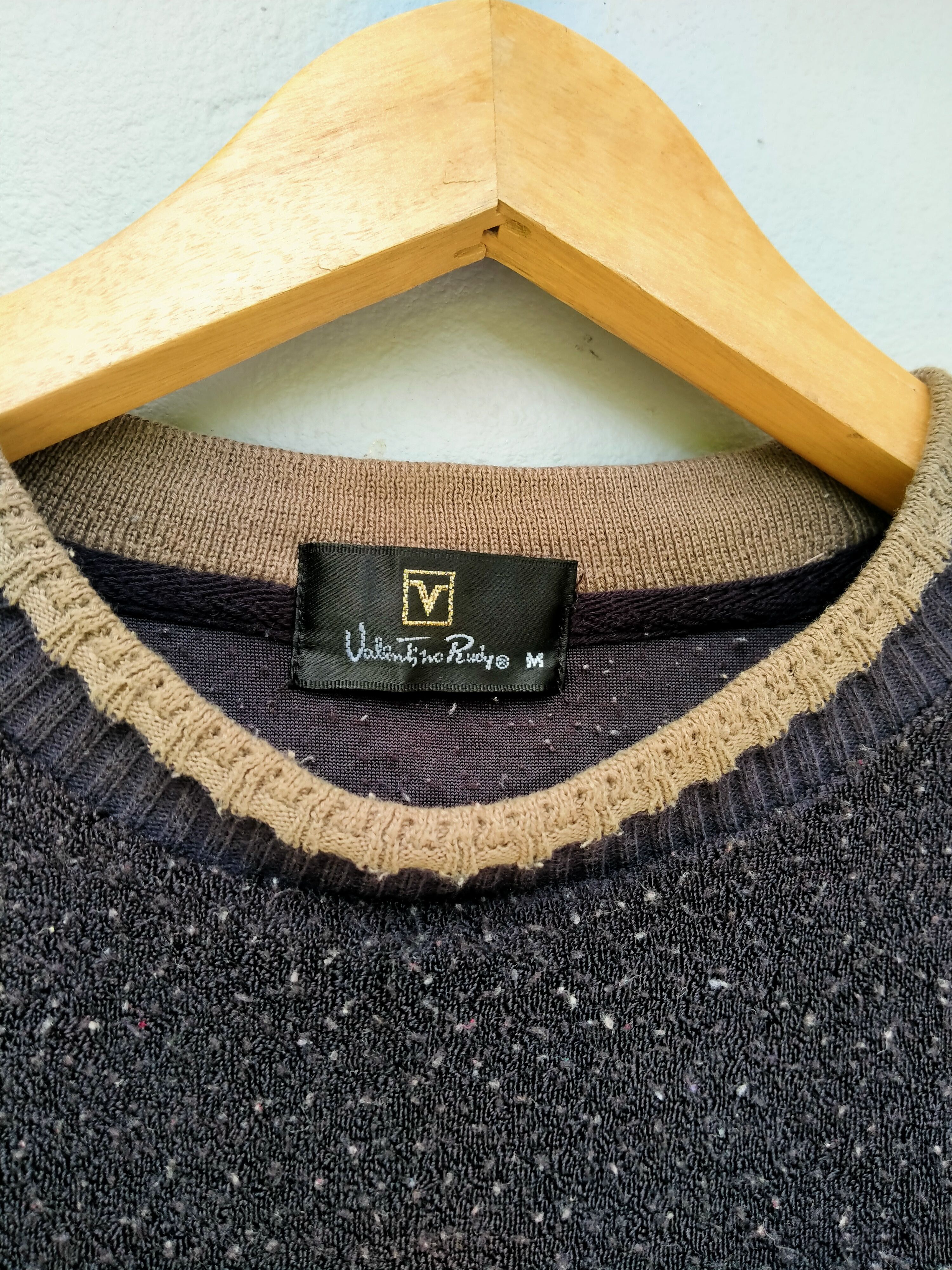 Valentino Vintage 90s Valentino Rudy Fleece Big Logo Size US M / EU 48-50 / 2 - 4 Thumbnail
