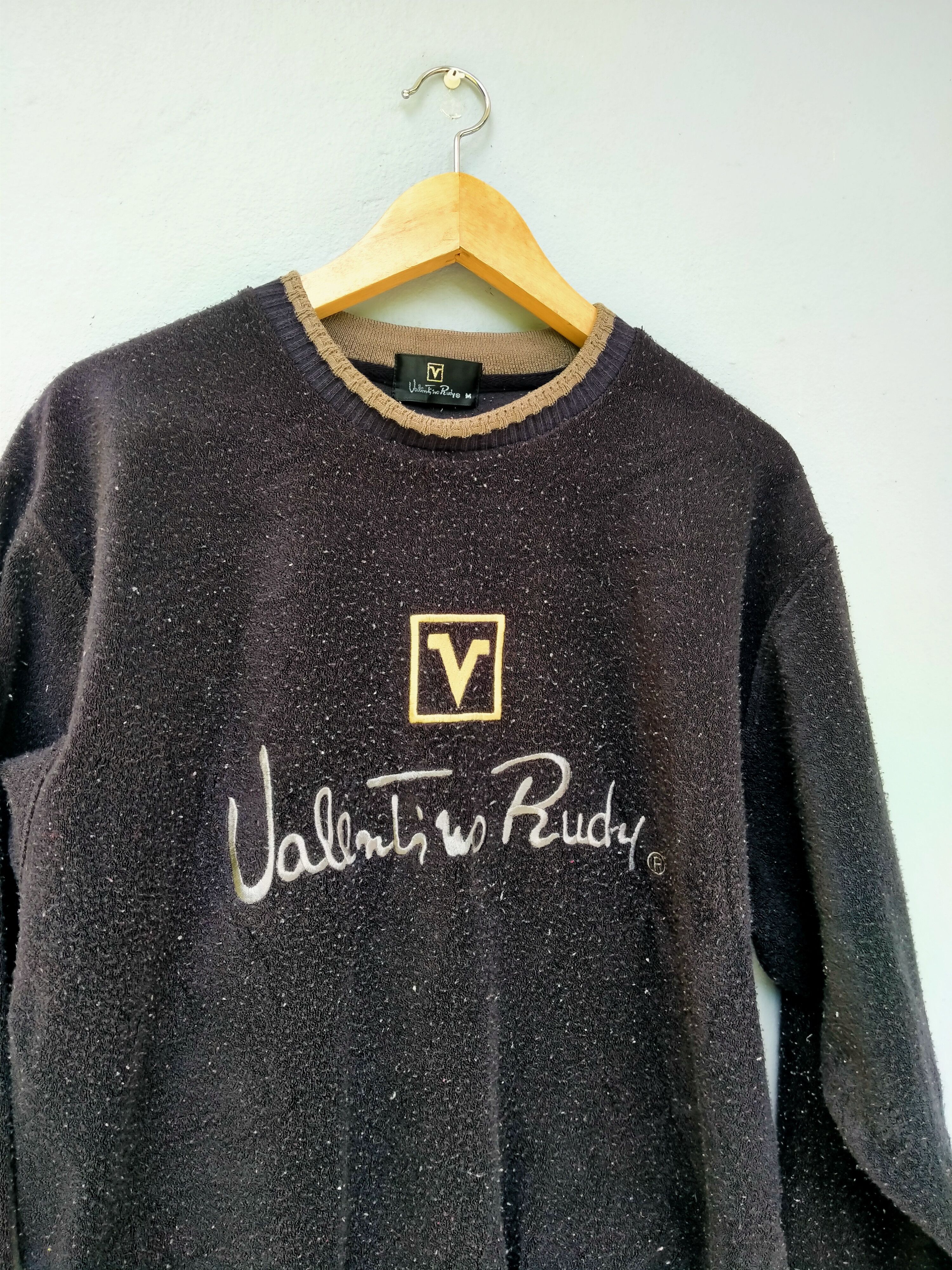 Valentino Vintage 90s Valentino Rudy Fleece Big Logo Size US M / EU 48-50 / 2 - 1 Thumbnail