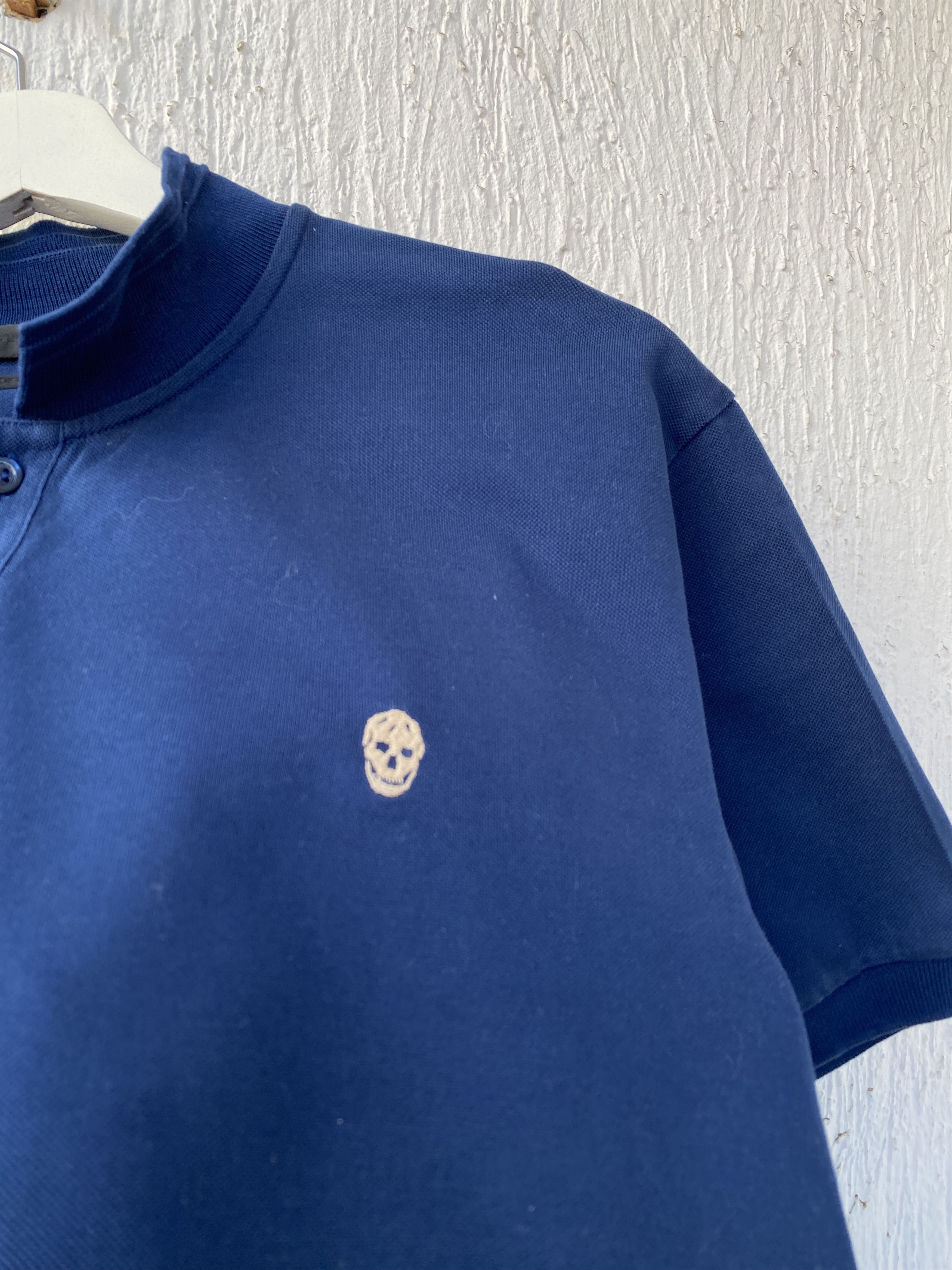 Alexander McQueen navy skull polo shirt Size US XL / EU 56 / 4 - 2 Thumbnail