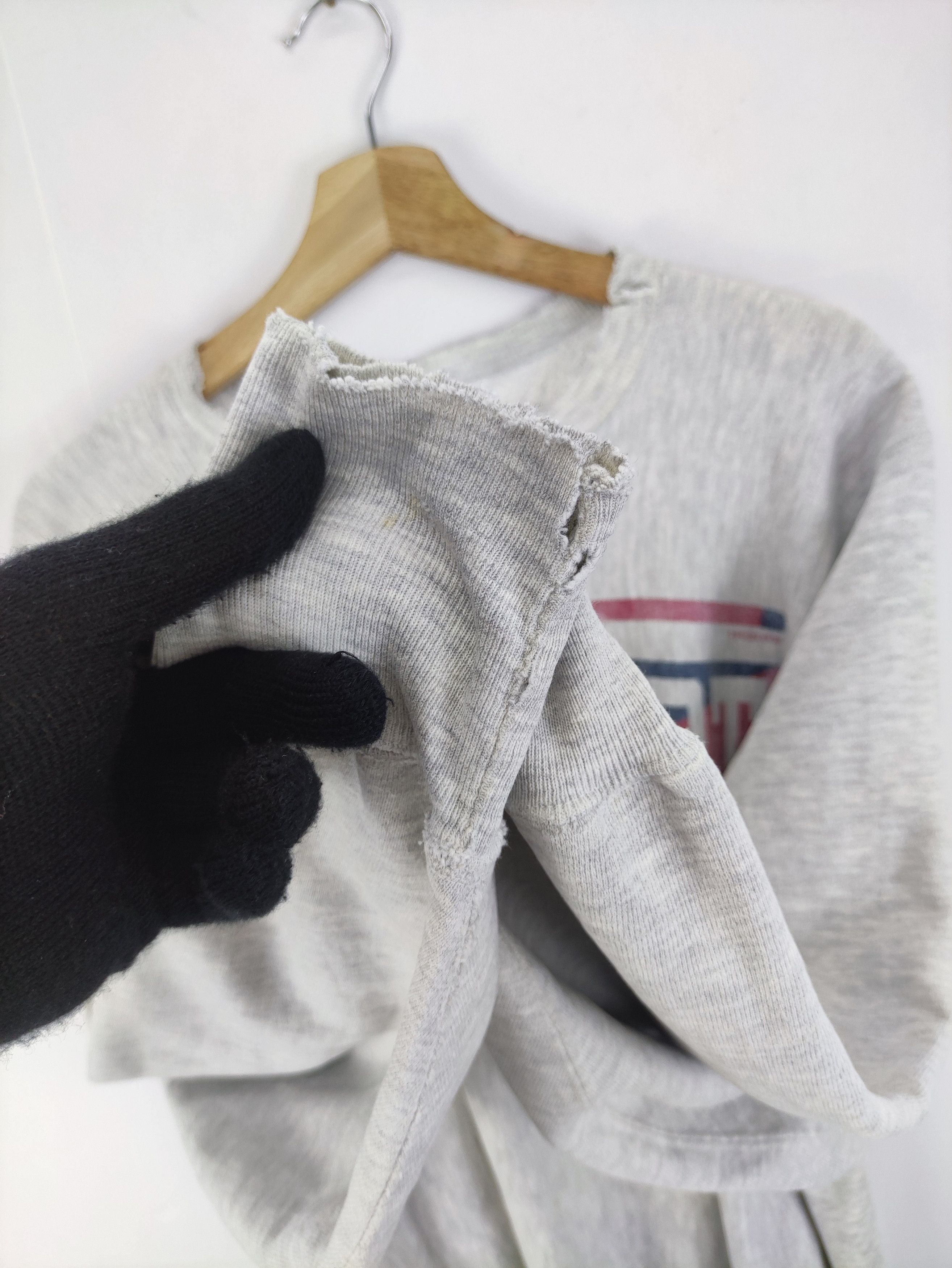 Champion Vintage 90s Champion Sweatshirt Jumper Newport Logo Size US M / EU 48-50 / 2 - 3 Thumbnail