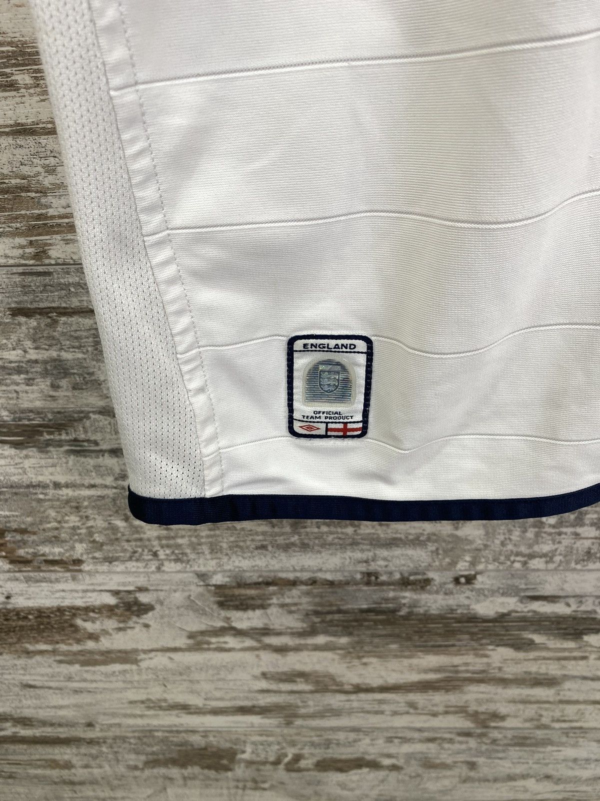 Umbro Mens Vintage Umbro England National Team Soccer Jersey tee Size US L / EU 52-54 / 3 - 4 Thumbnail