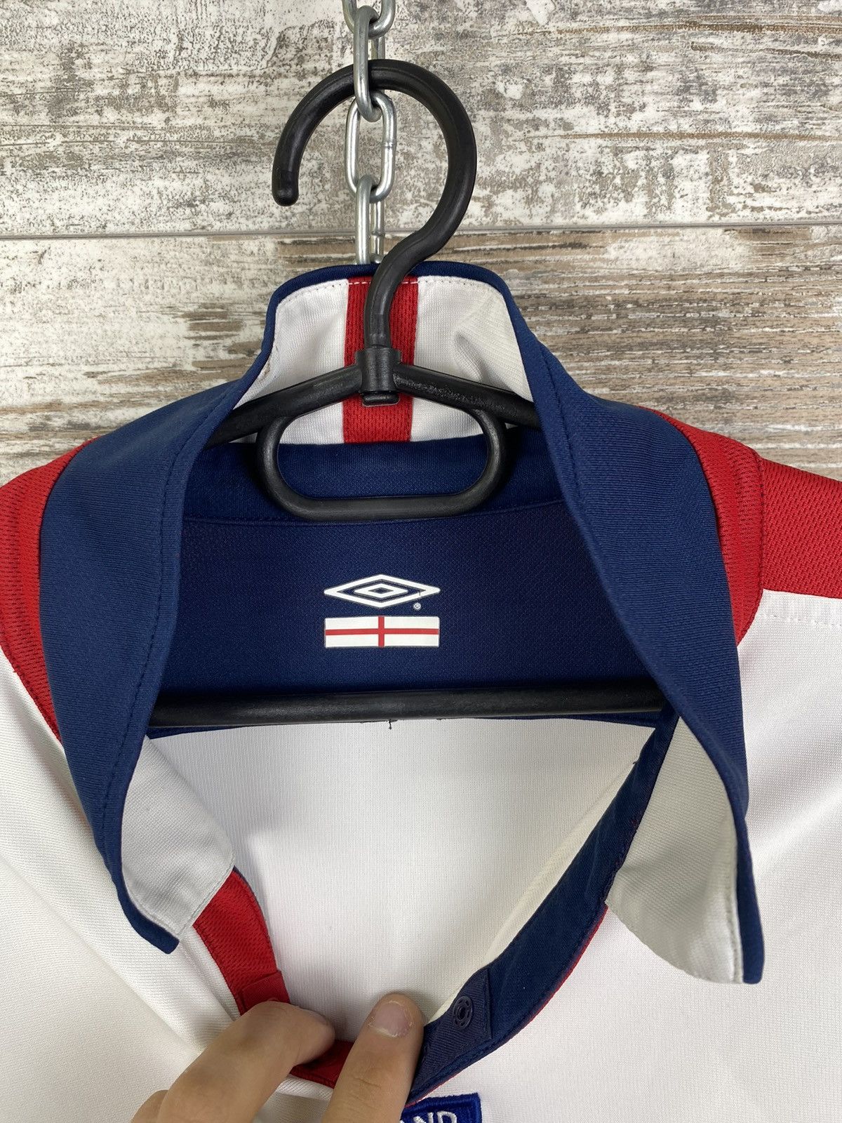 Umbro Mens Vintage Umbro England National Team Soccer Jersey tee Size US L / EU 52-54 / 3 - 7 Thumbnail