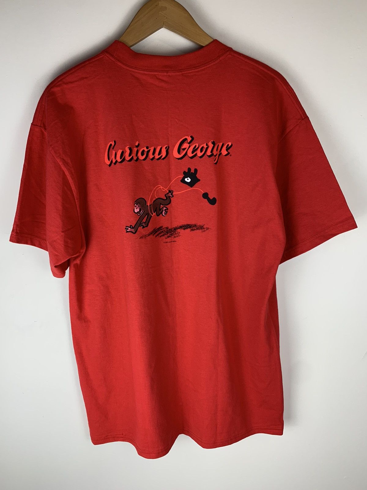 Vintage 1995 curious george tee Size US L / EU 52-54 / 3 - 3 Thumbnail