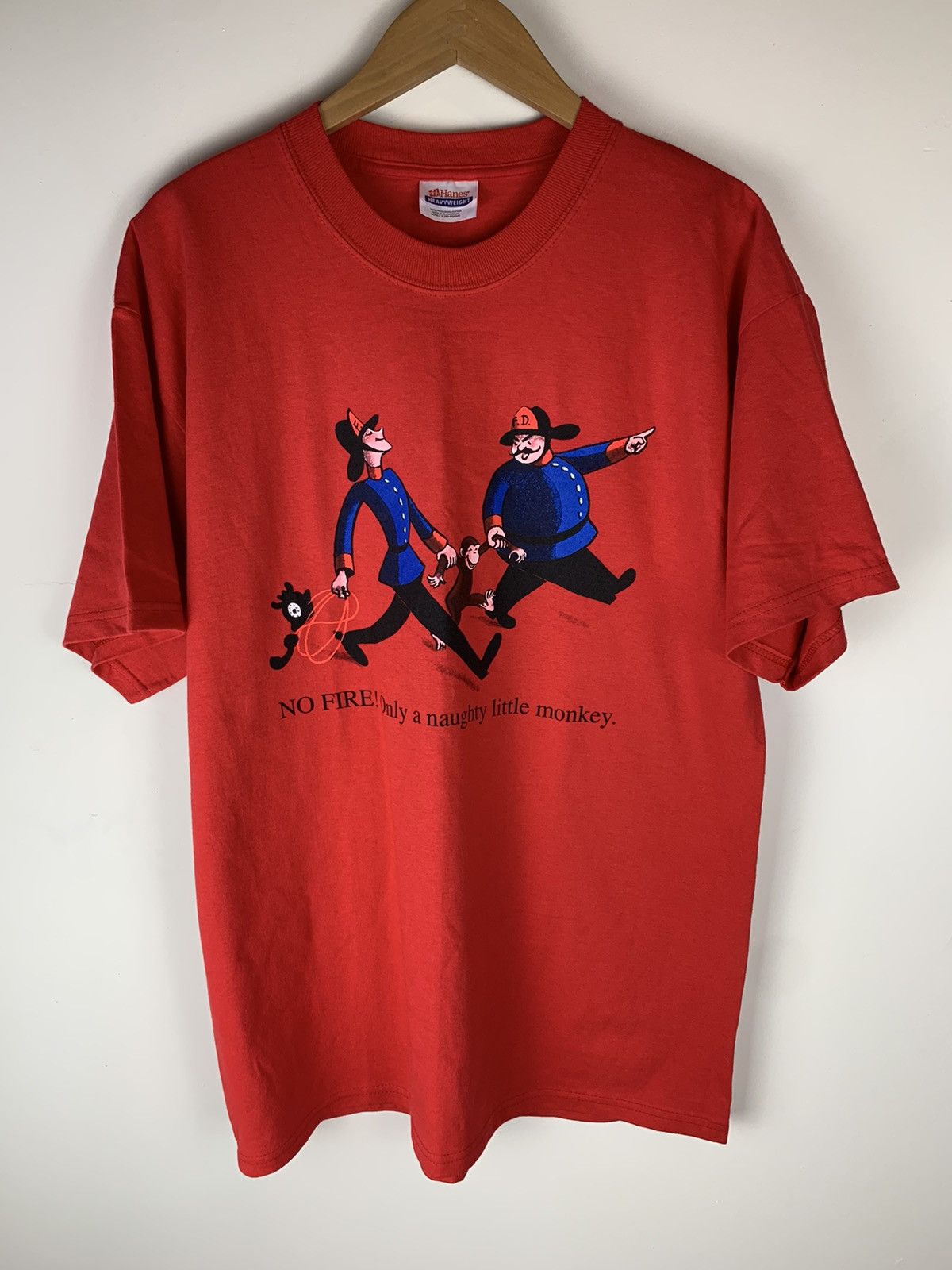 Vintage 1995 curious george tee Size US L / EU 52-54 / 3 - 1 Thumbnail