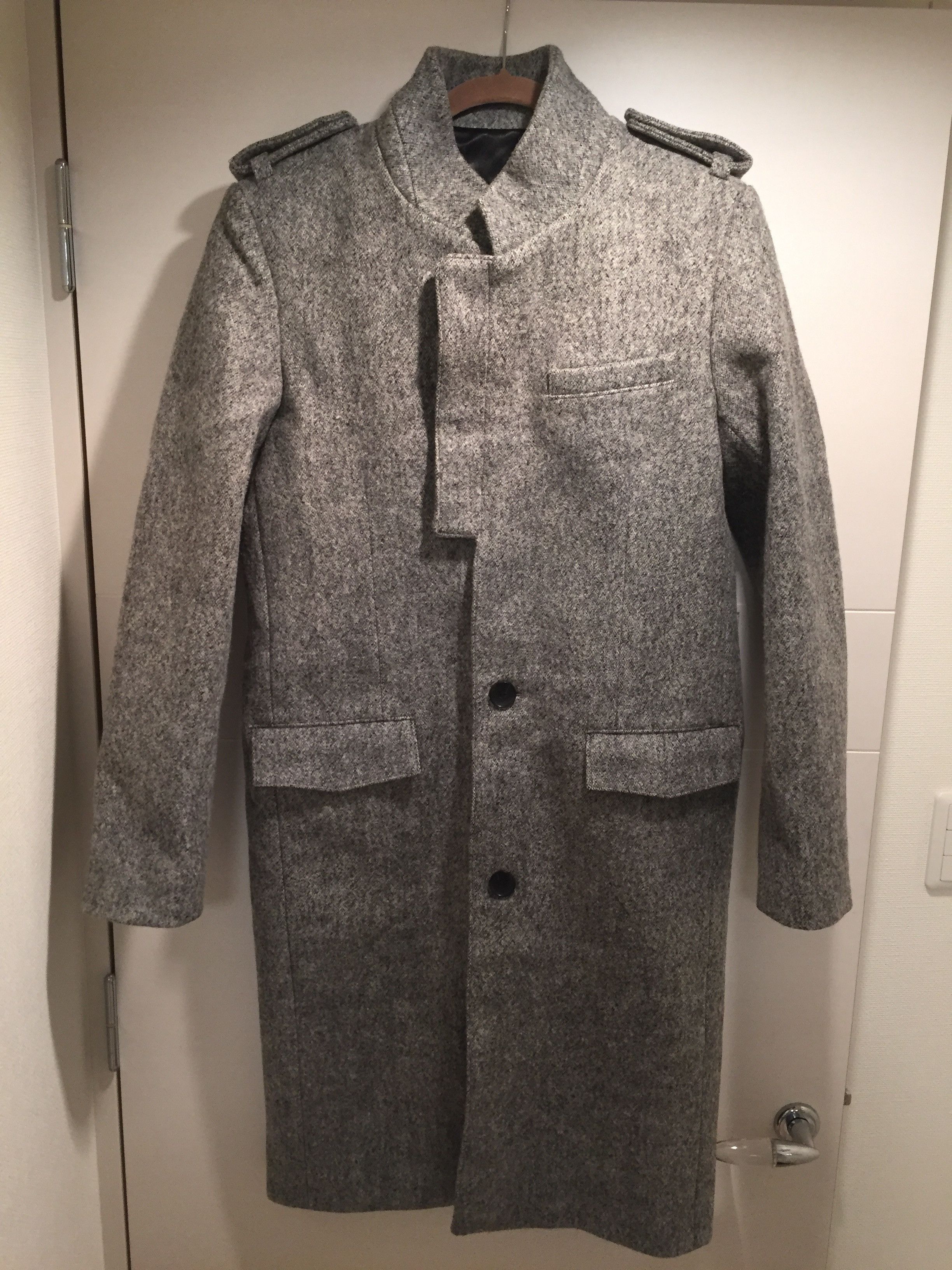 April 77 MILITARY OFFICER OVERCOAT IN MARBLE GREY WOOL Size US M / EU 48-50 / 2 - 2 Thumbnail